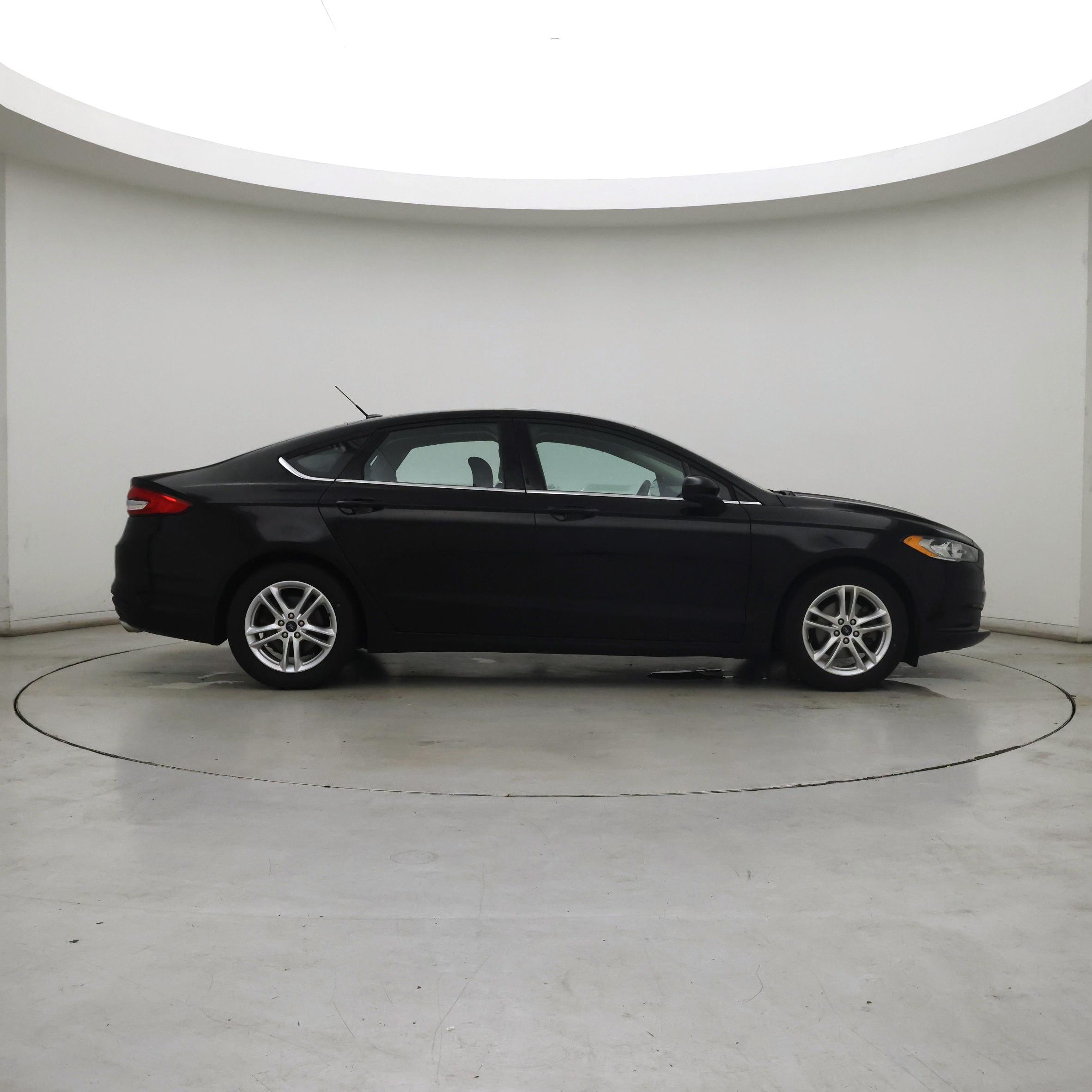 Thumbnail: 2018 Ford Fusion - 7