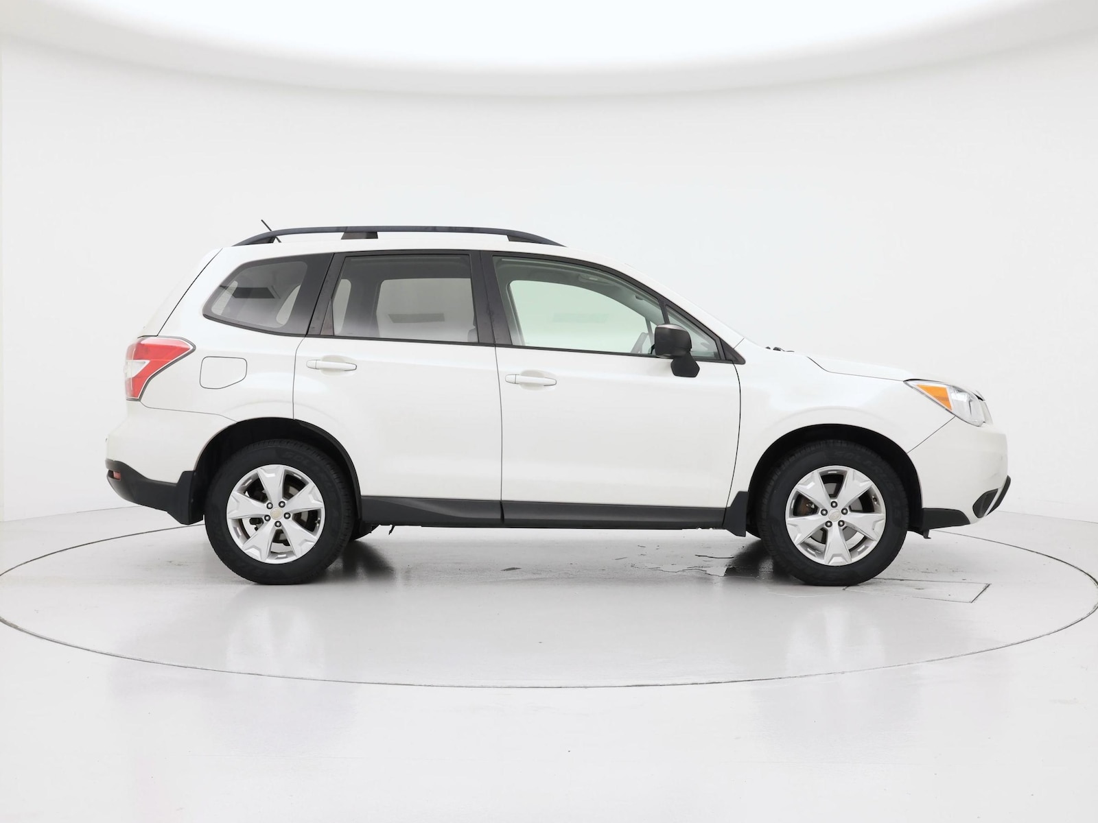 2015 Subaru Forester i - Photo 8
