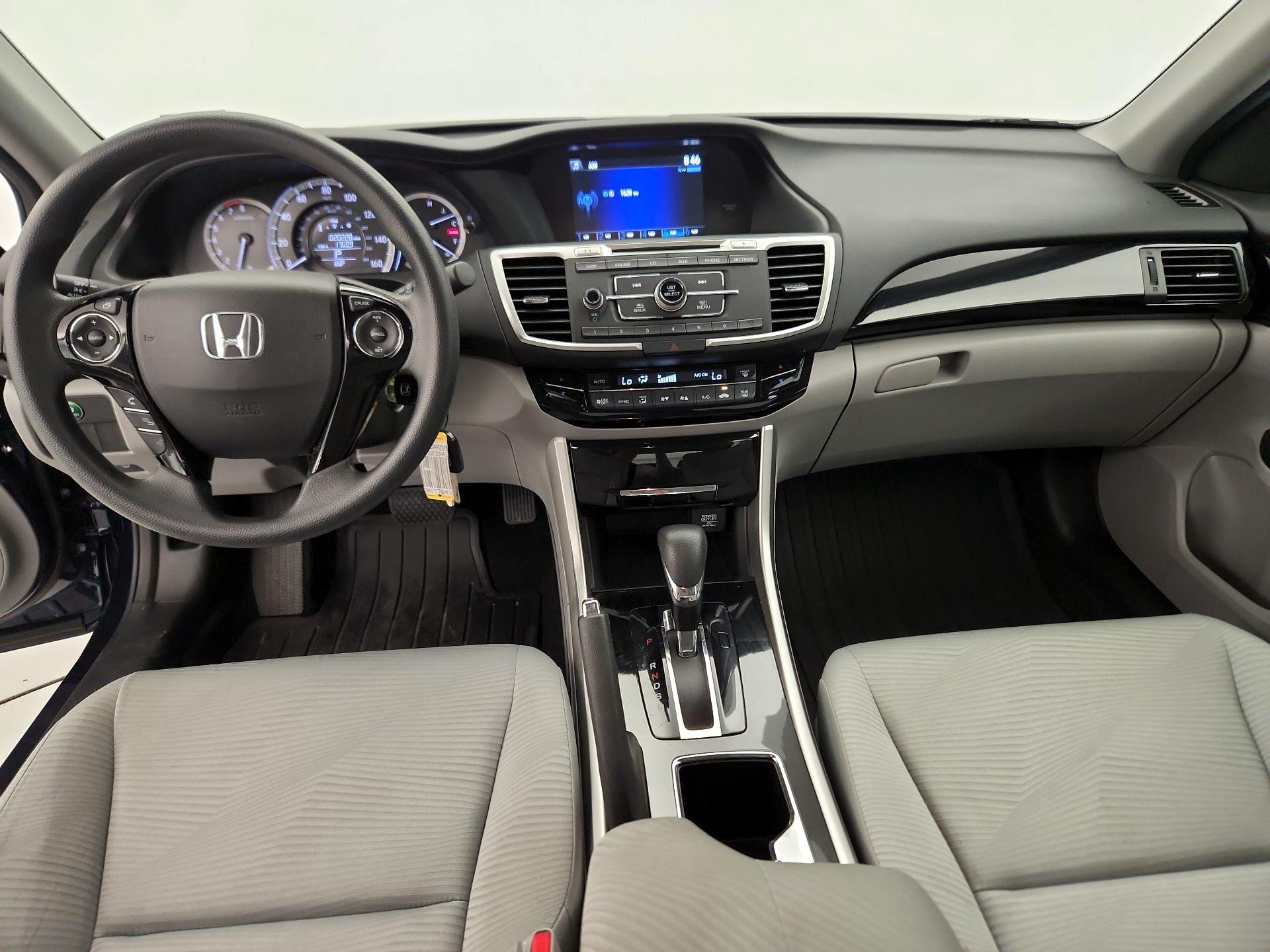 Thumbnail: 2017 Honda Accord - 9
