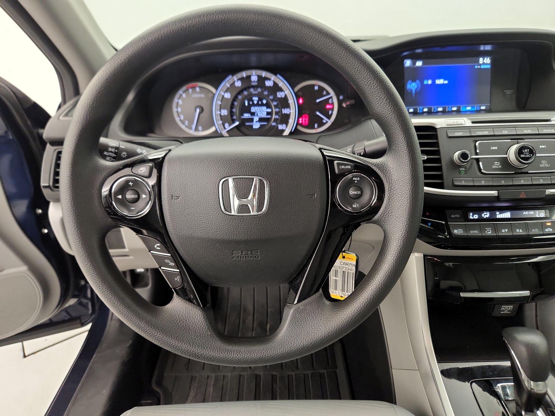 Thumbnail: 2017 Honda Accord - 10