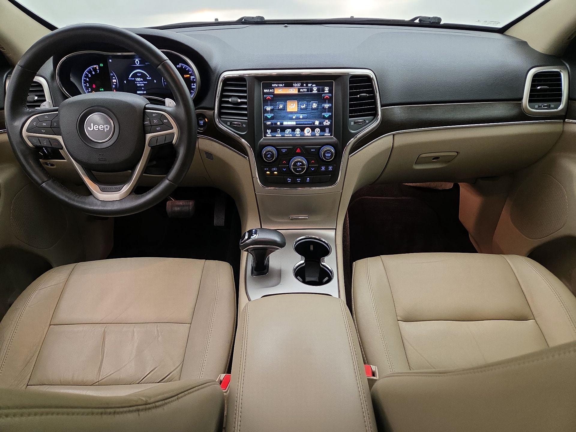 Thumbnail: 2015 Jeep Grand Cherokee - 9