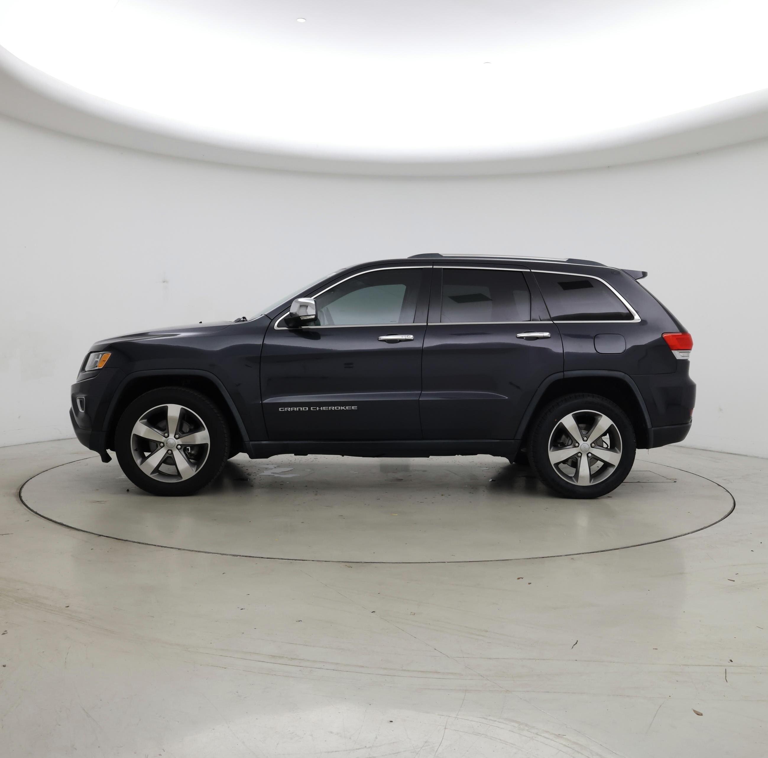 Thumbnail: 2015 Jeep Grand Cherokee - 3