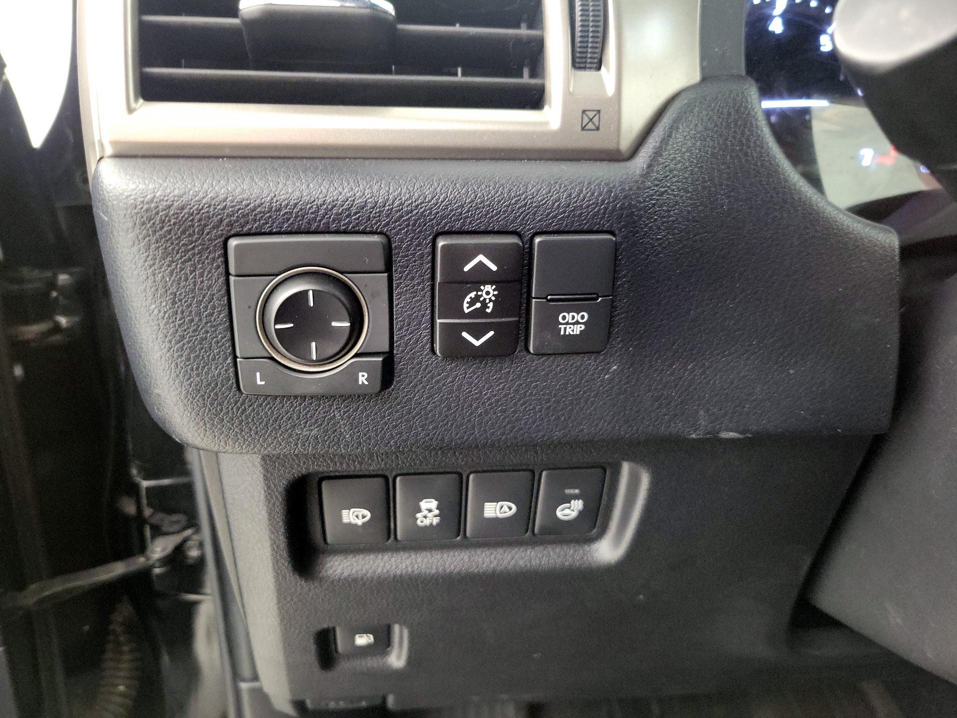 Thumbnail: 2021 Lexus GX - 13