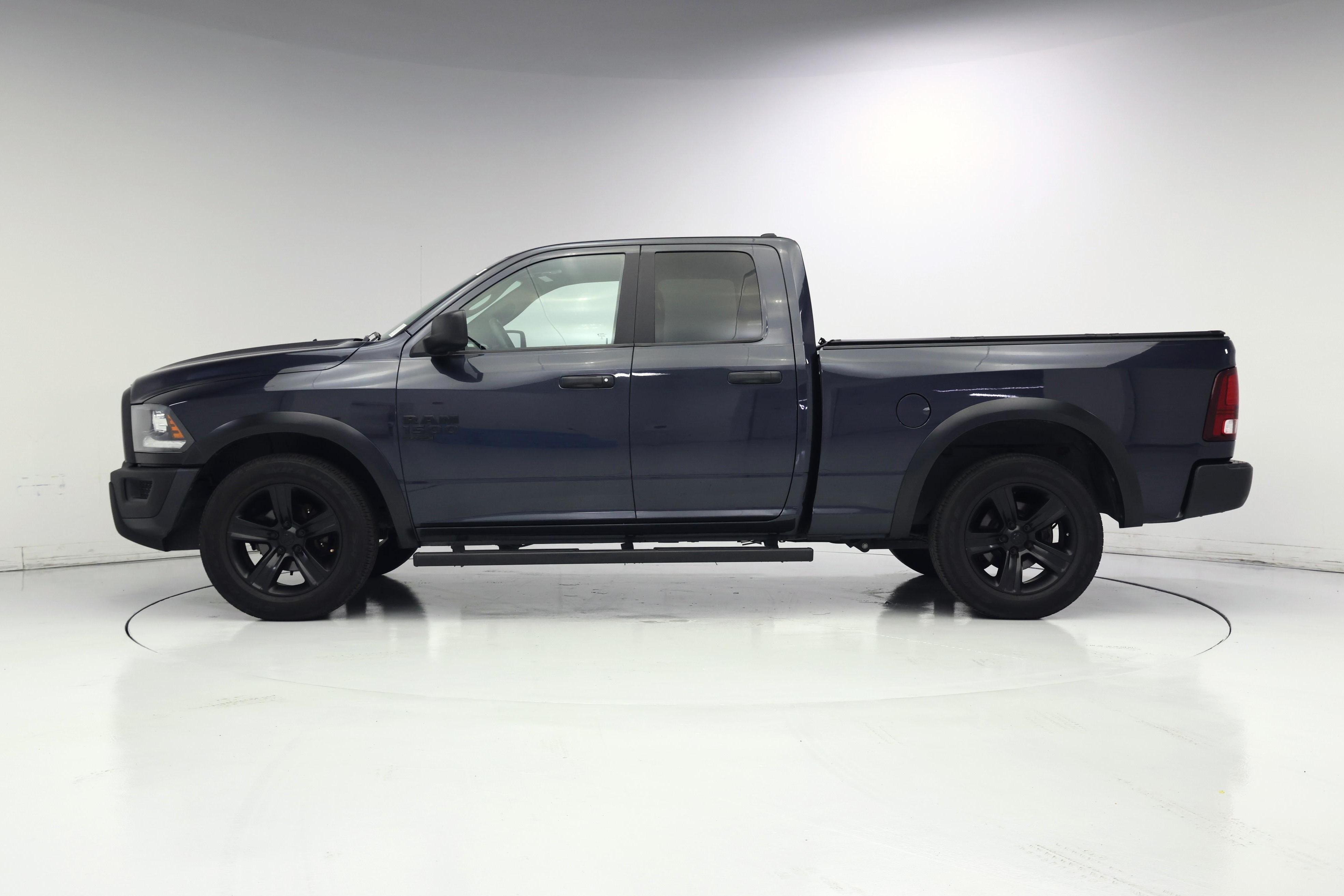 Thumbnail: 2021 RAM 1500 Classic - 3
