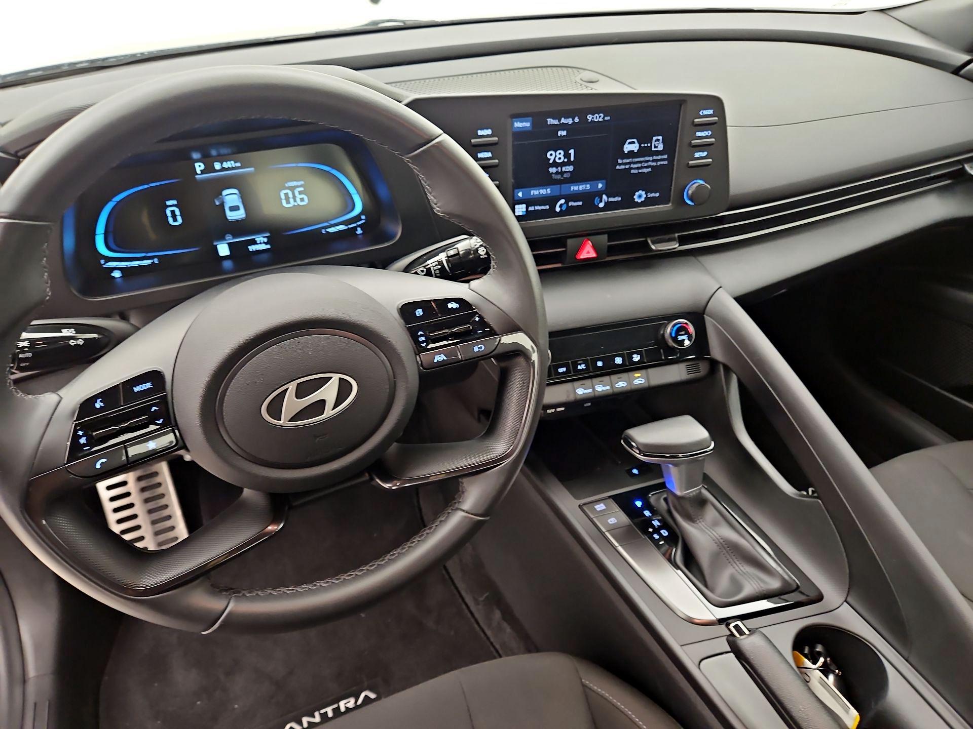 Thumbnail: 2025 Hyundai Elantra - 9
