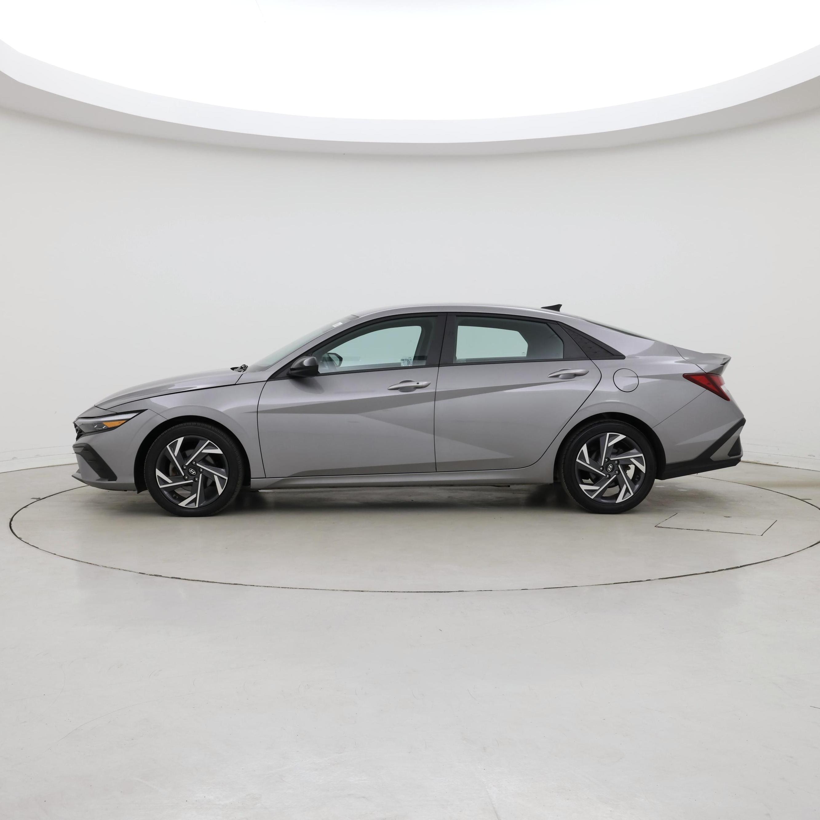 Thumbnail: 2025 Hyundai Elantra - 3