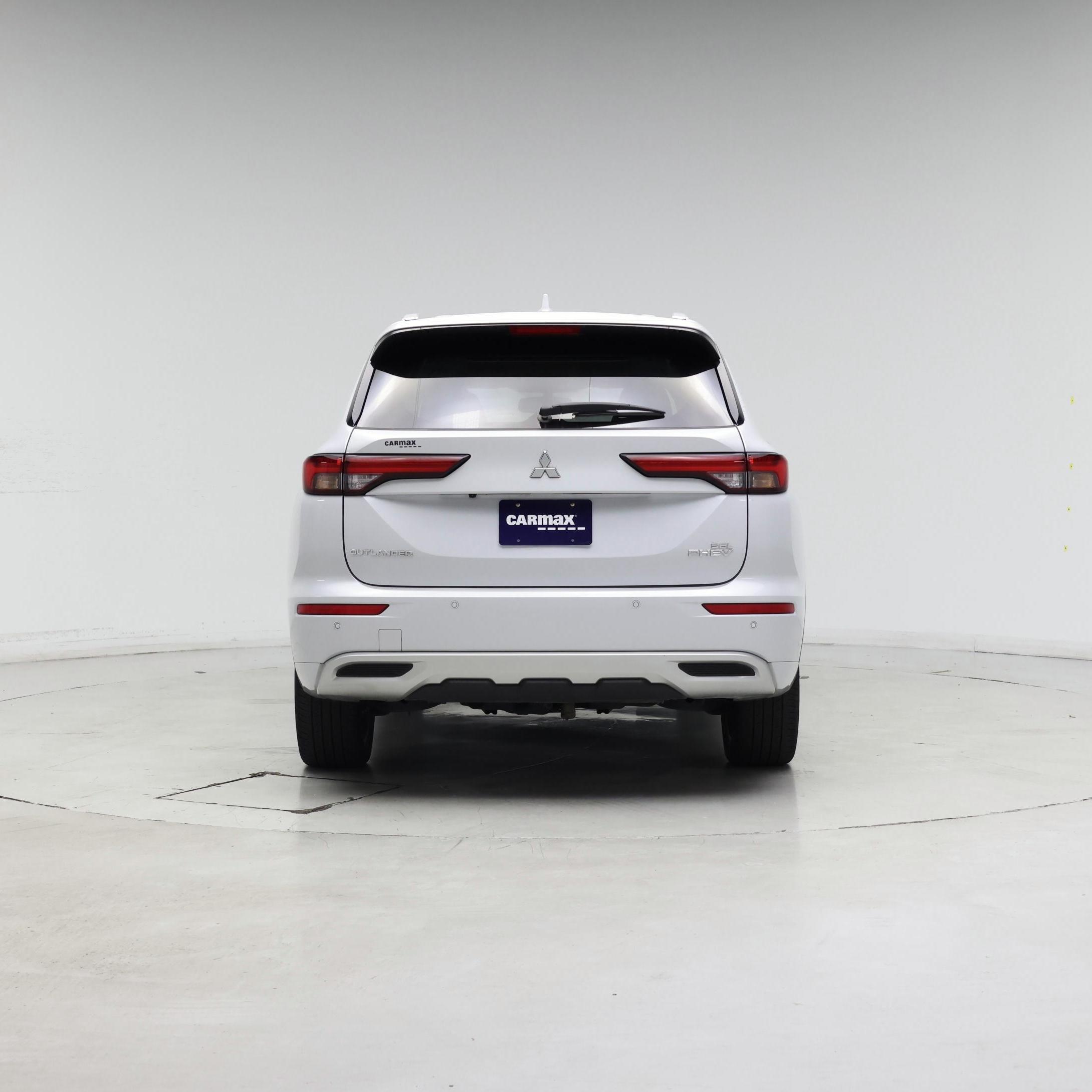 Thumbnail: 2023 Mitsubishi Outlander - 6