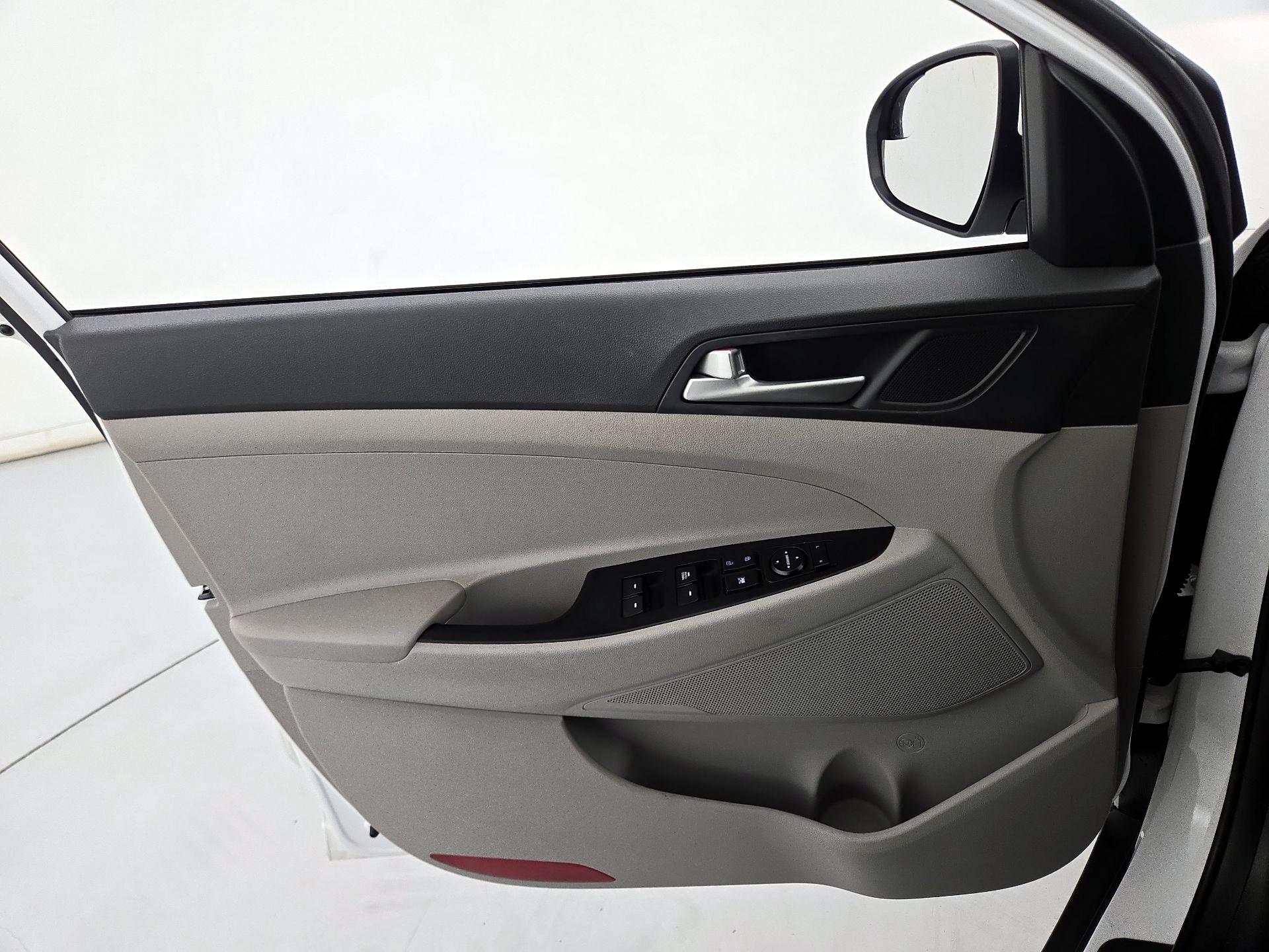 Thumbnail: 2021 Hyundai Tucson - 12