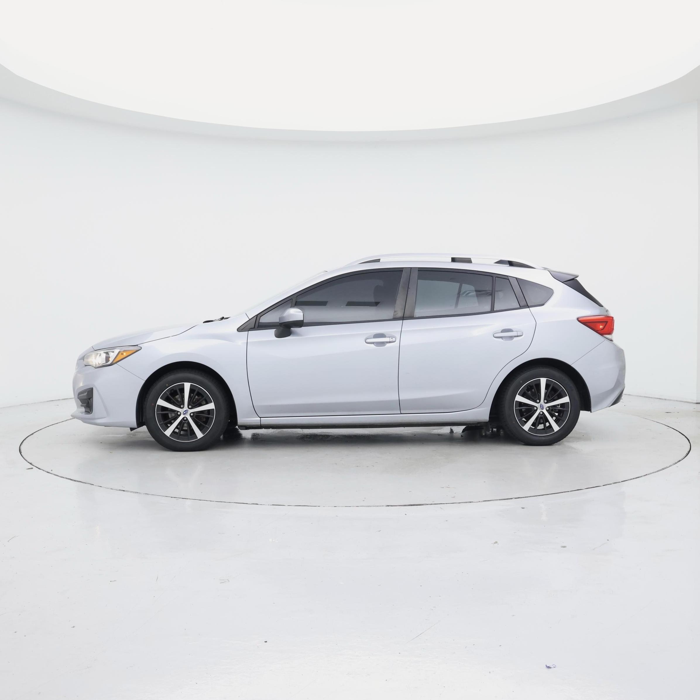 Thumbnail: 2019 Subaru Impreza - 3