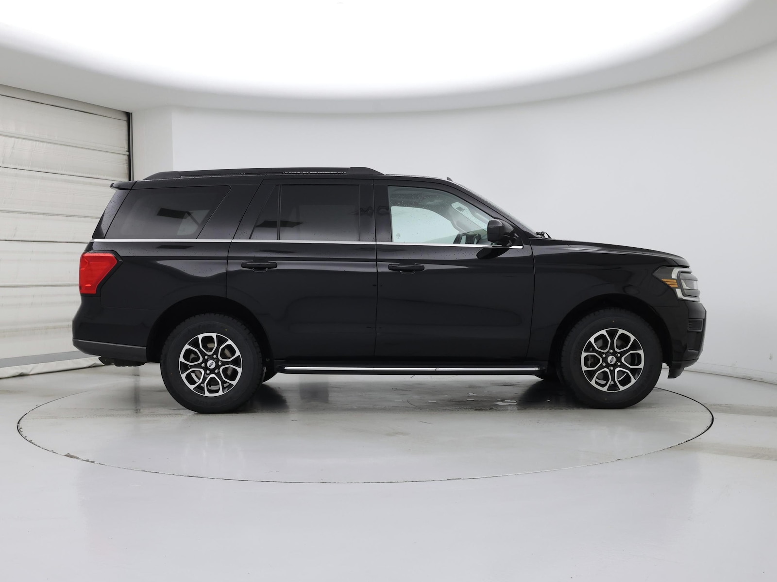 2022 Ford Expedition XLT - Photo 8