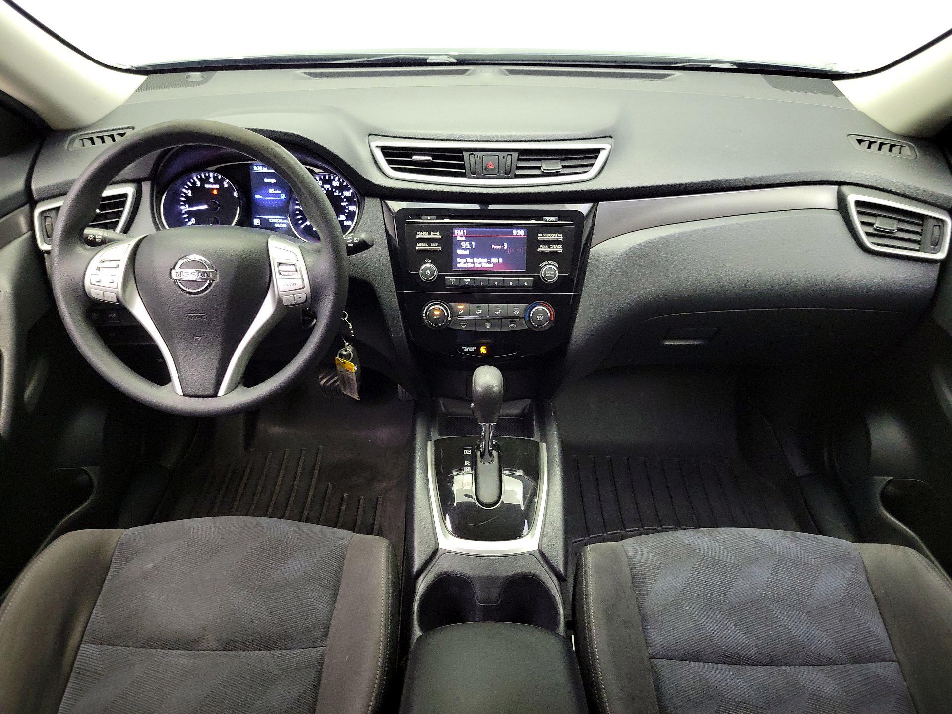 Thumbnail: 2015 Nissan Rogue - 9