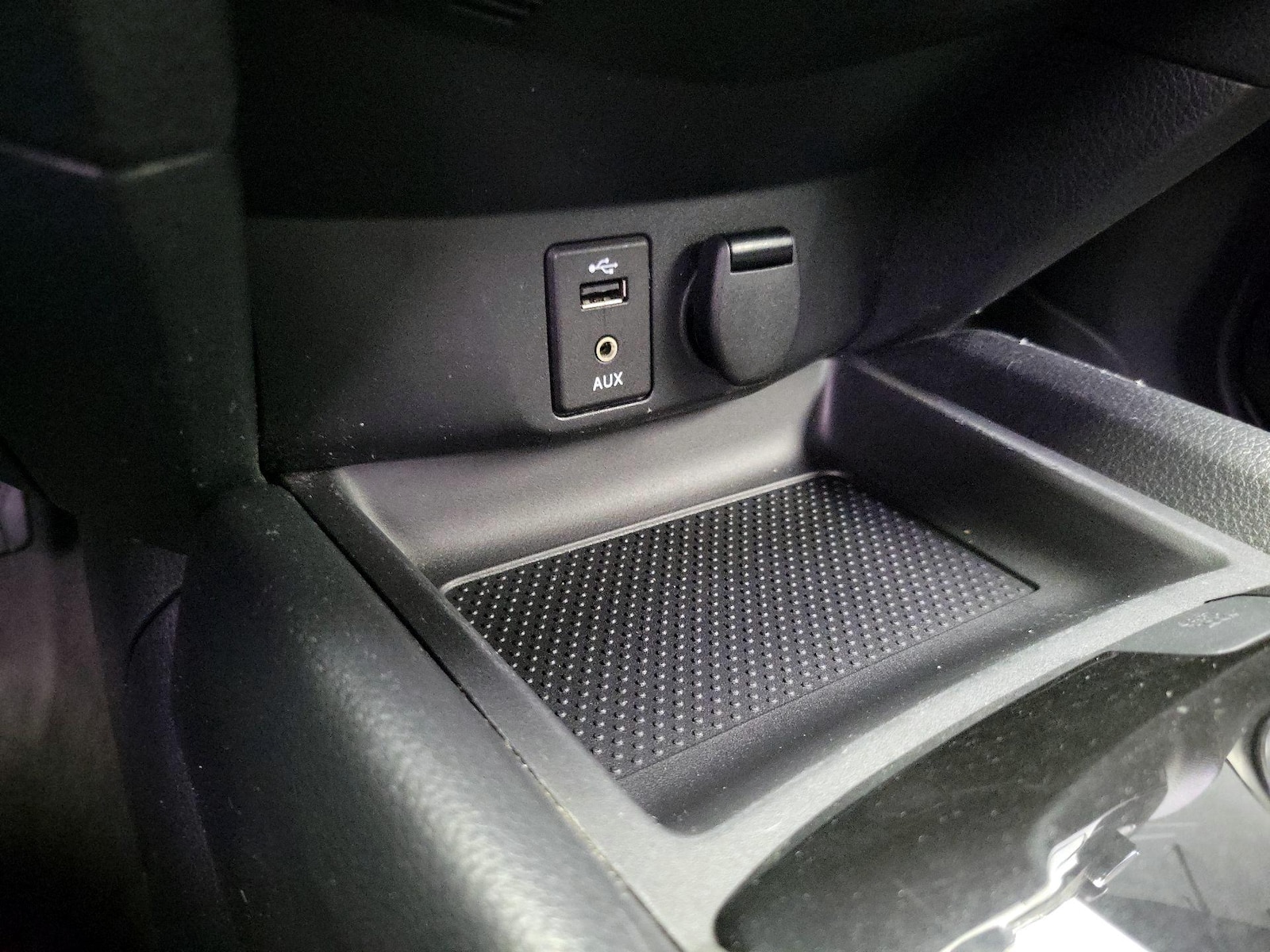 2015 Nissan Rogue S - Photo 19