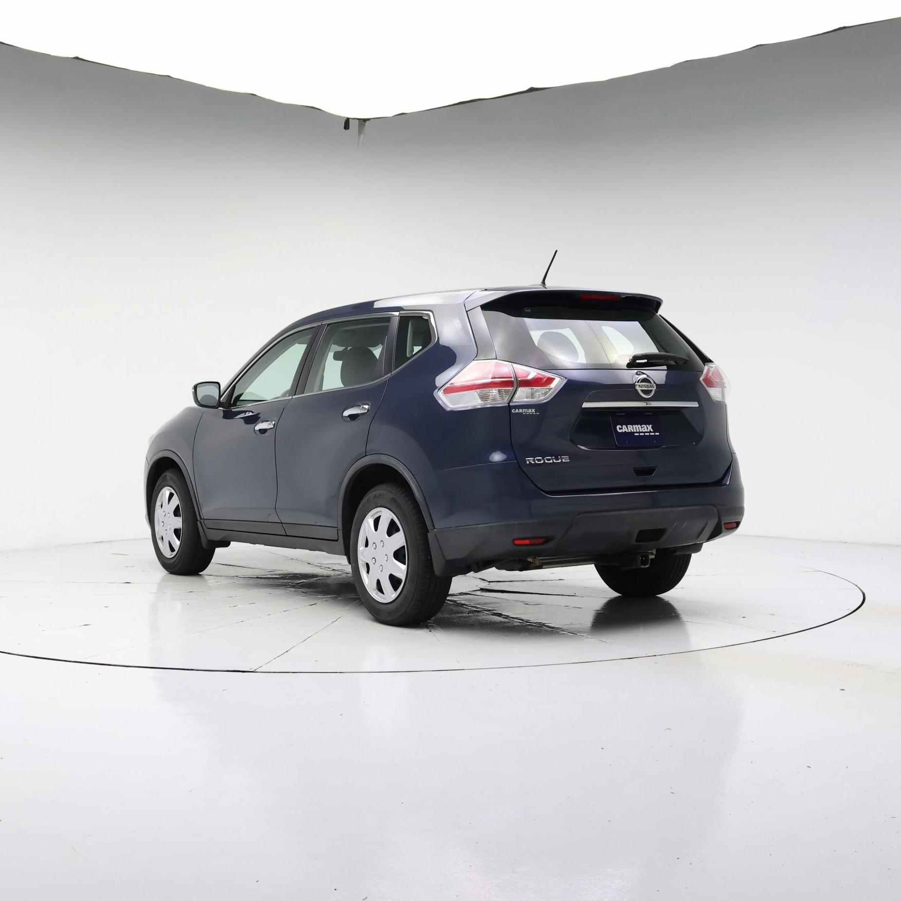 Thumbnail: 2015 Nissan Rogue - 2