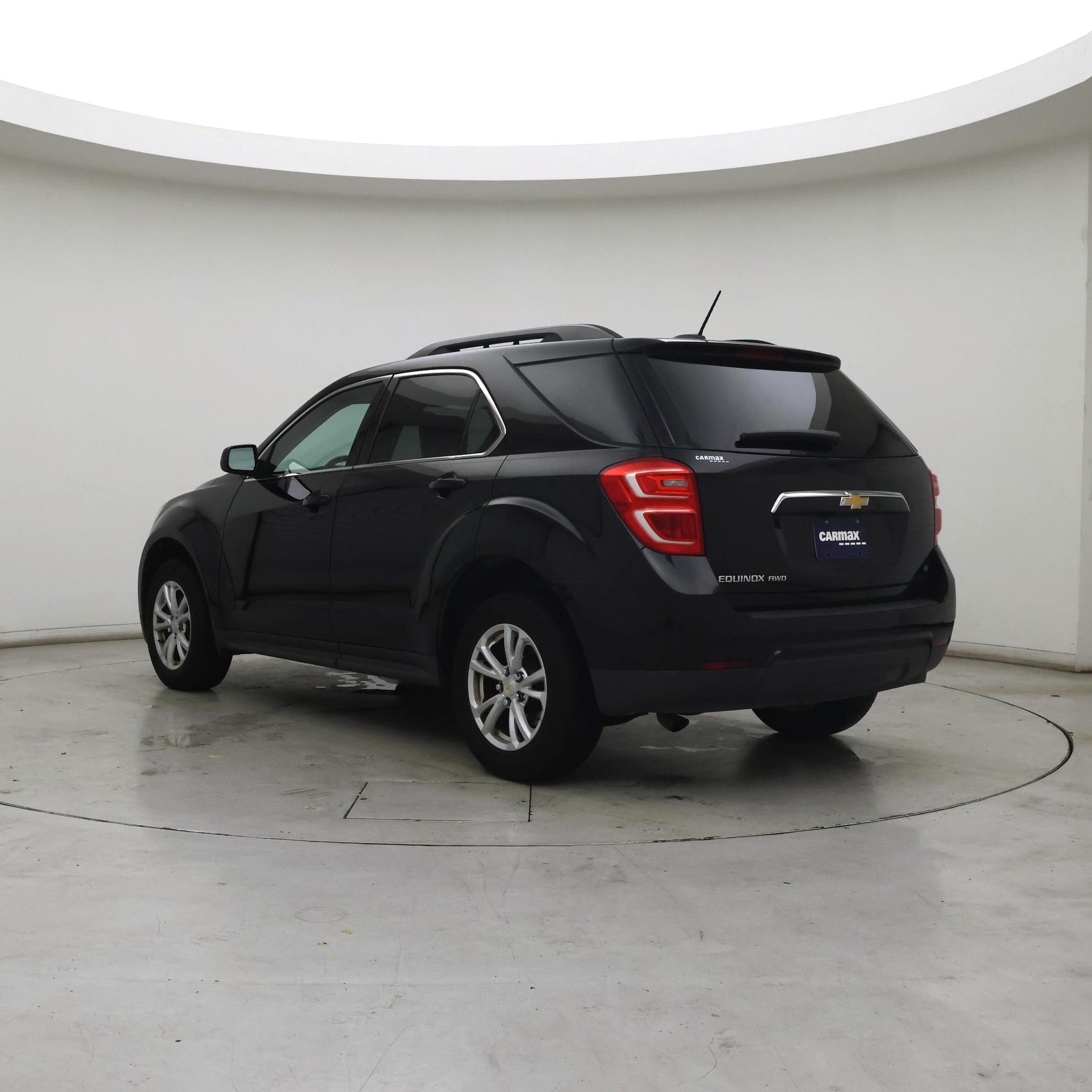 Thumbnail: 2017 Chevrolet Equinox - 2