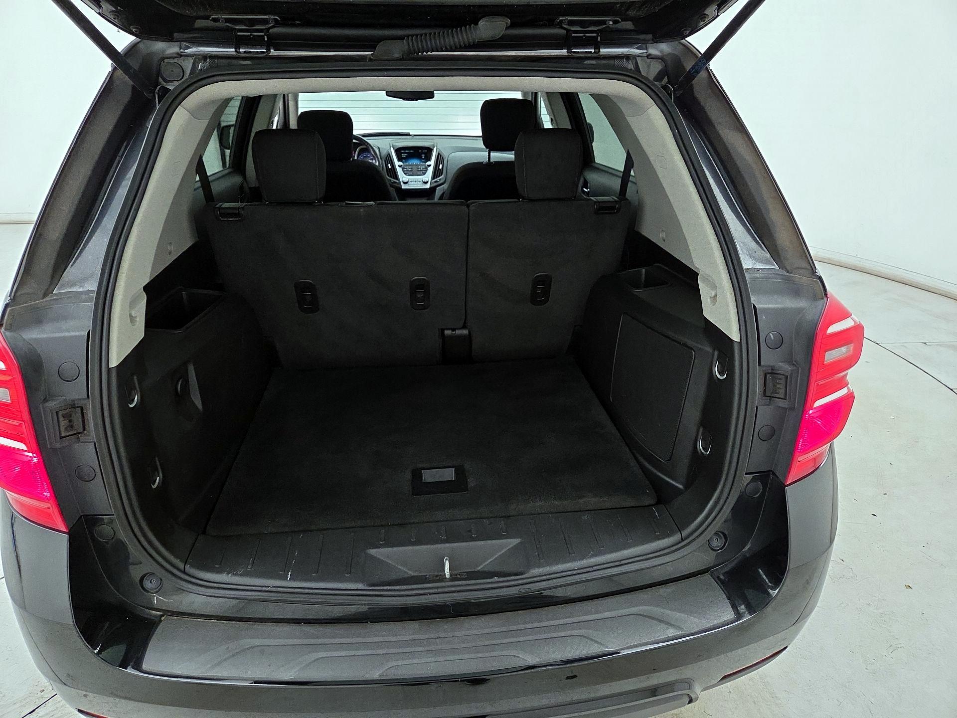 Thumbnail: 2017 Chevrolet Equinox - 19