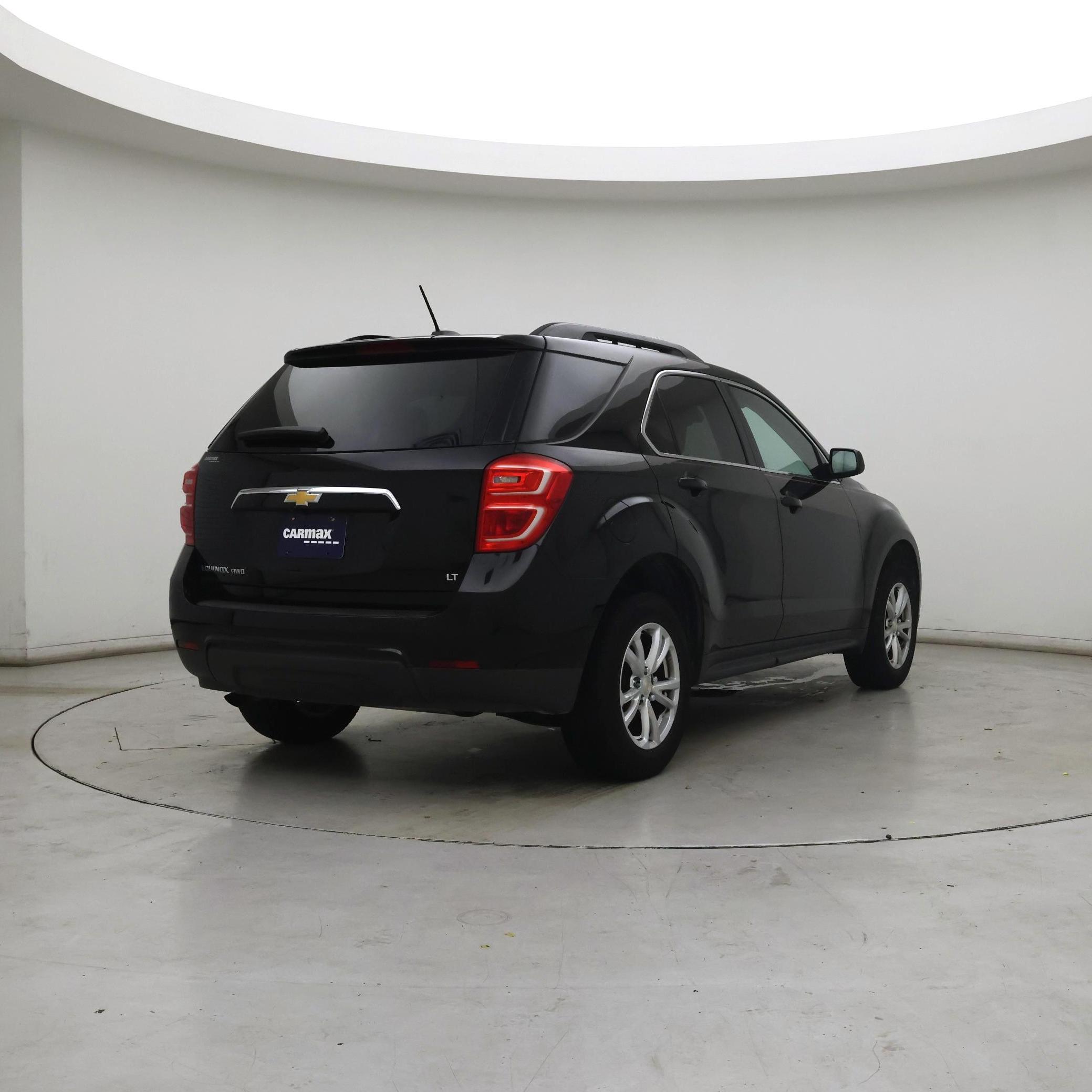 Thumbnail: 2017 Chevrolet Equinox - 8