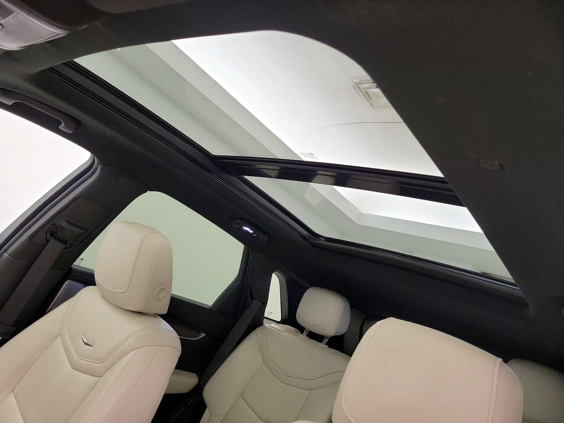 Thumbnail: 2020 Cadillac XT5 - 20