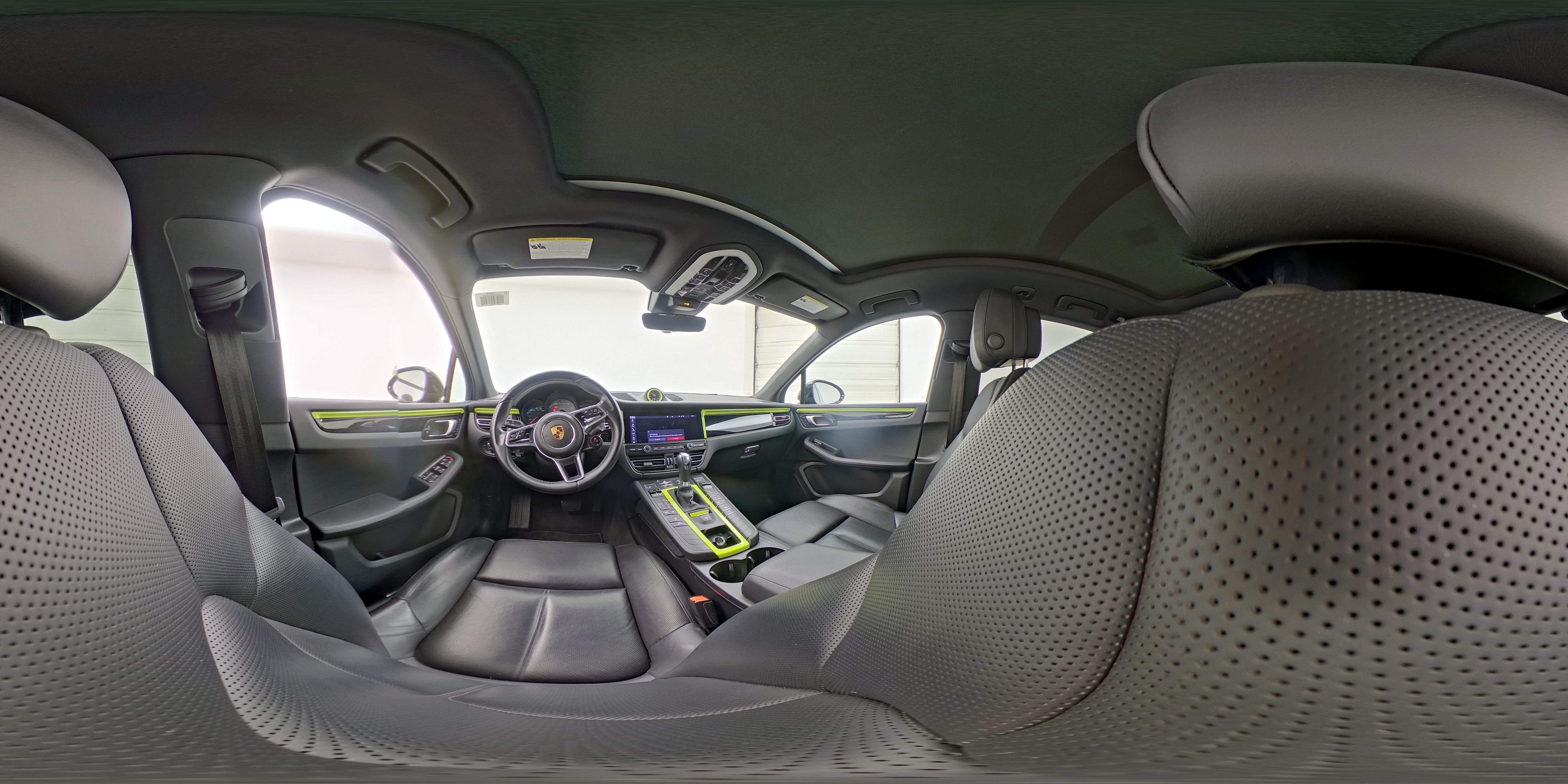 2021 Porsche Macan S - Photo 26