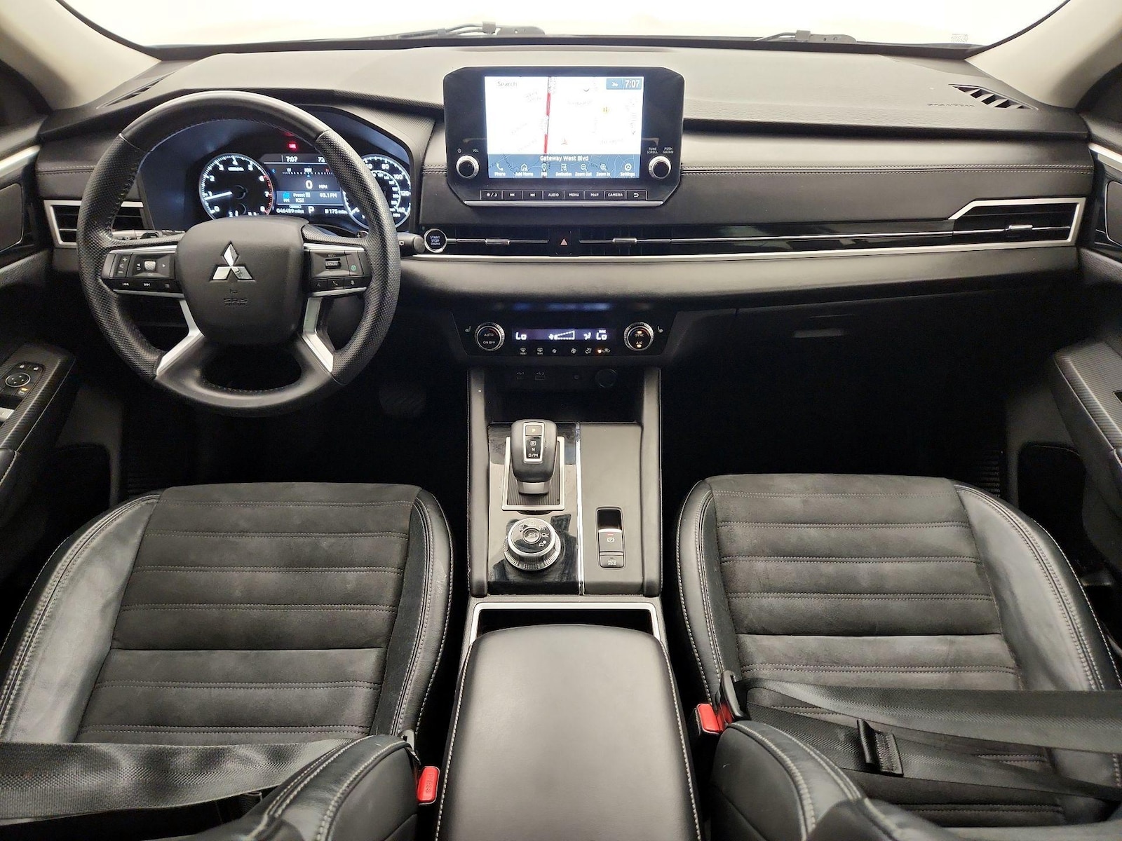 2022 Mitsubishi Outlander SE - Photo 10