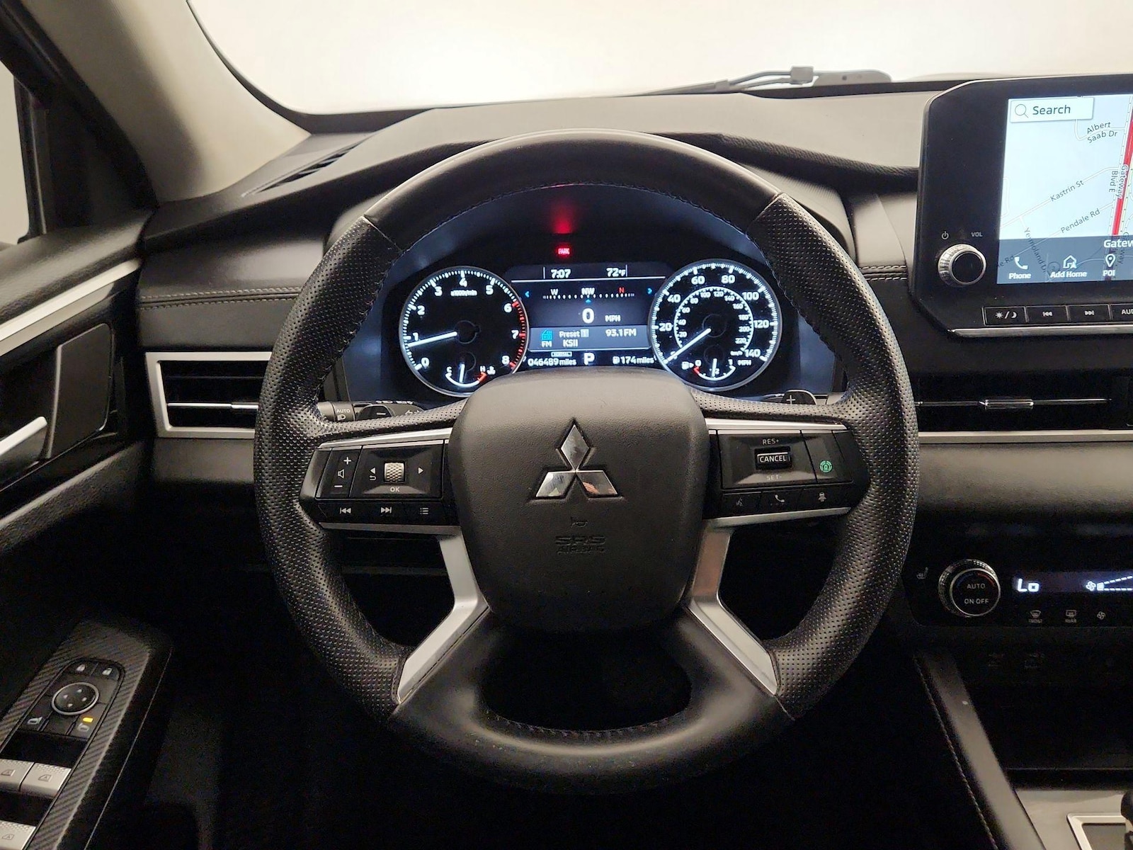 2022 Mitsubishi Outlander SE - Photo 11