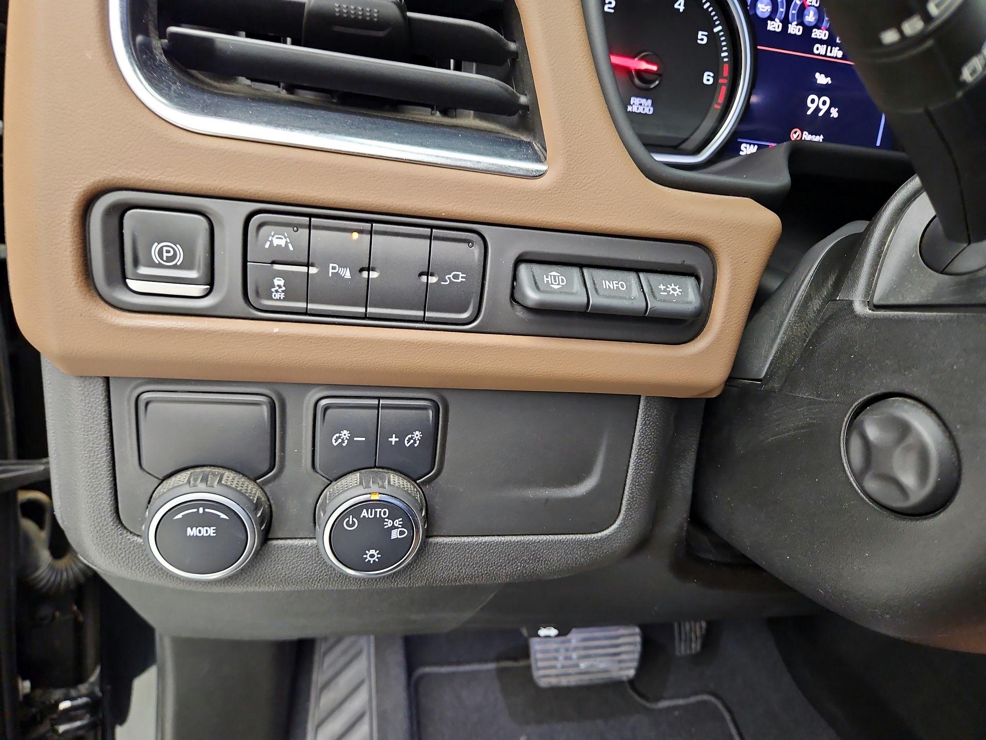 Thumbnail: 2021 Chevrolet Tahoe - 13
