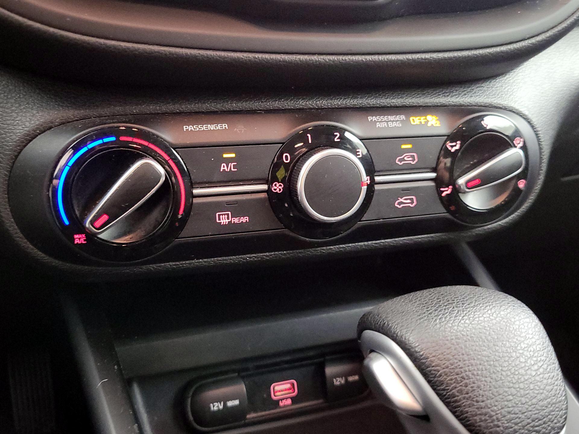 Thumbnail: 2022 Kia Soul - 16