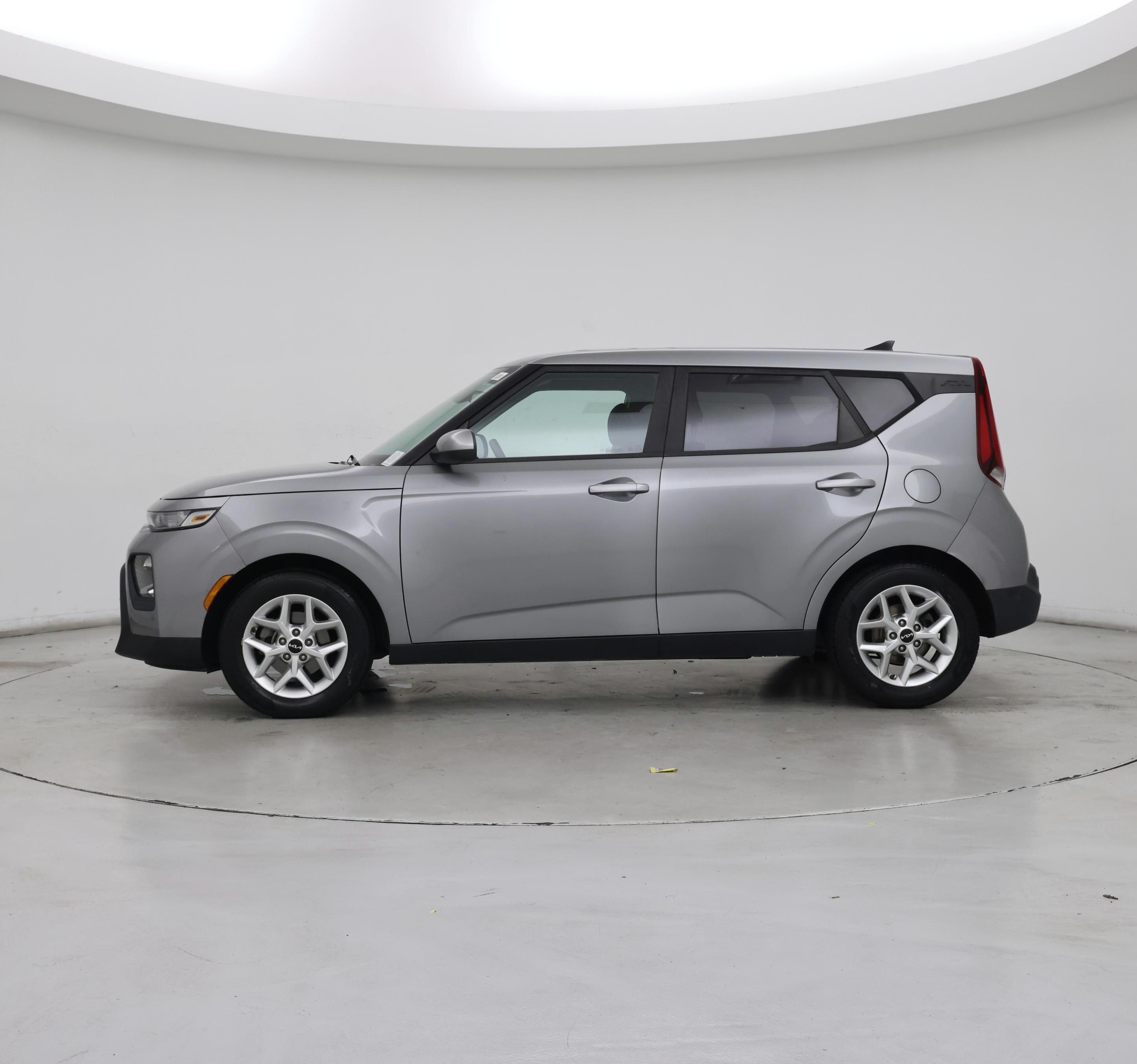 Thumbnail: 2022 Kia Soul - 3