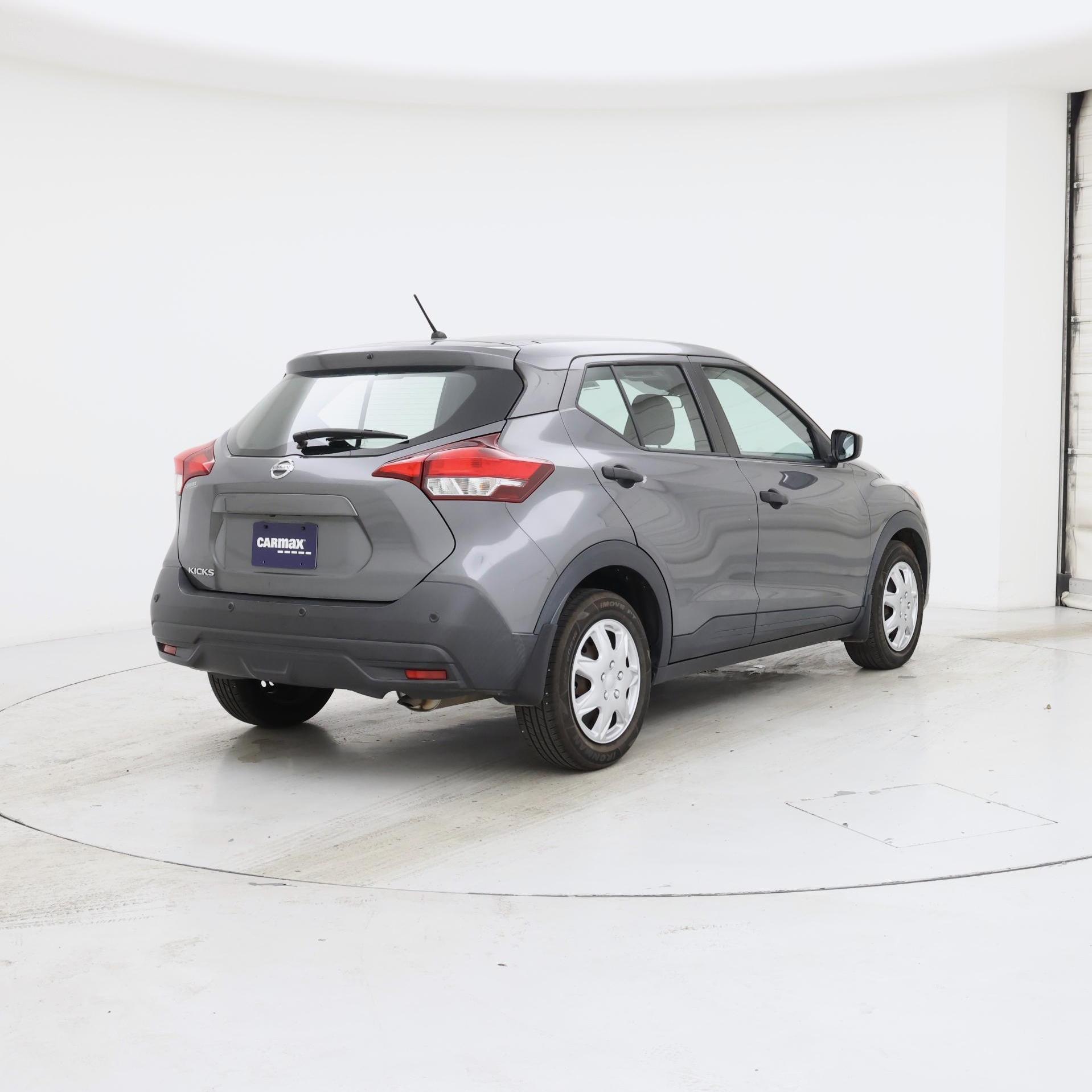Thumbnail: 2020 Nissan Kicks - 8