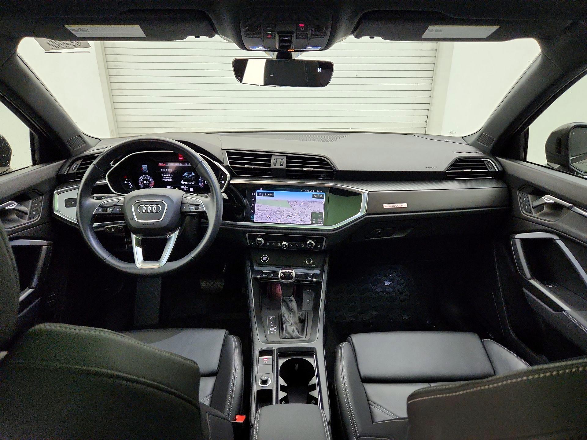 Thumbnail: 2024 Audi Q3 - 9