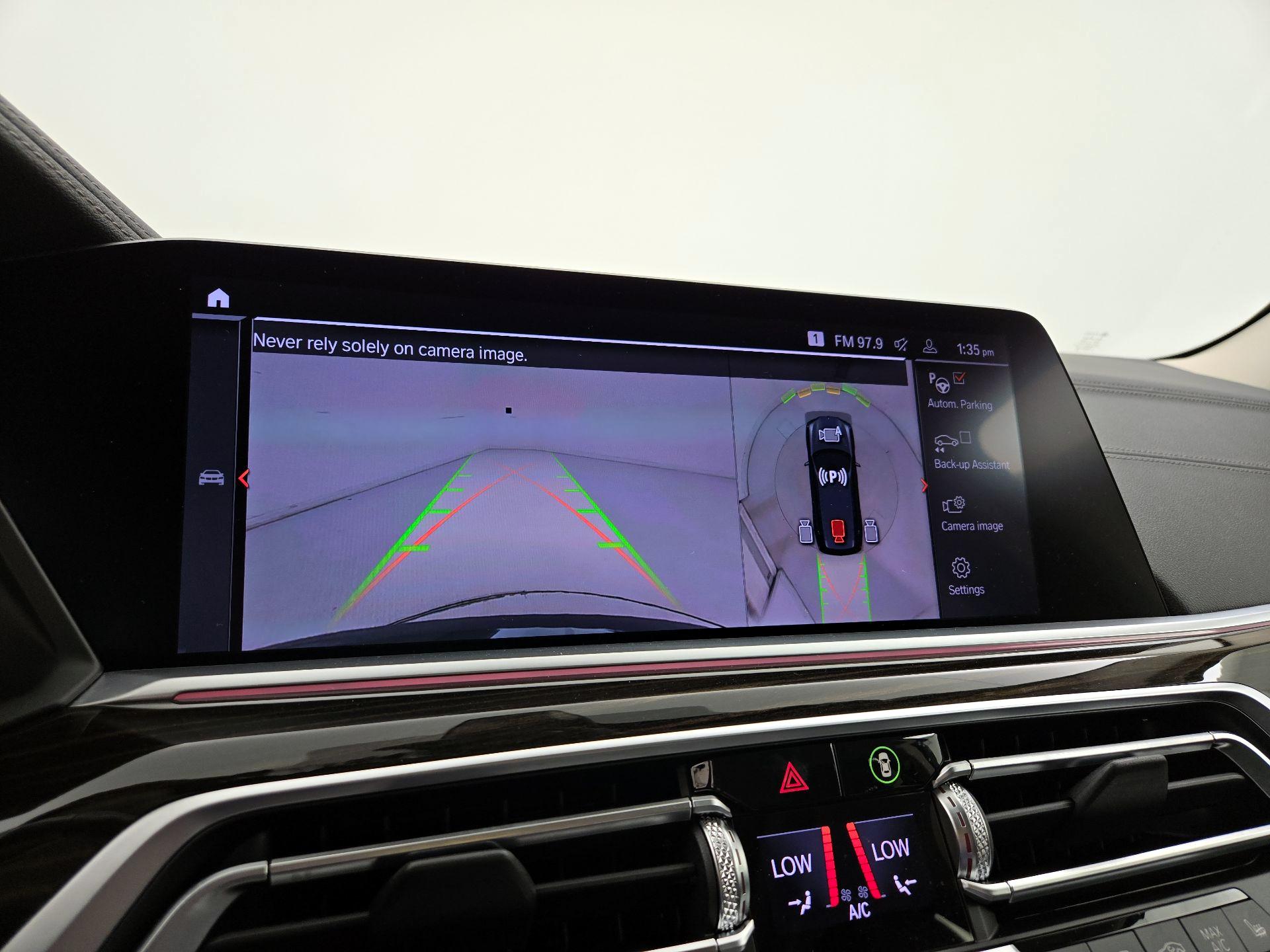 Thumbnail: 2020 BMW X7 - 15