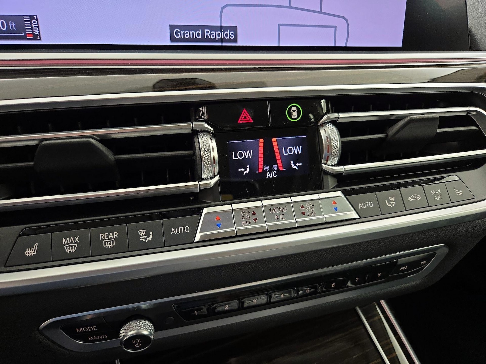 2020 BMW X7 40i - Photo 18
