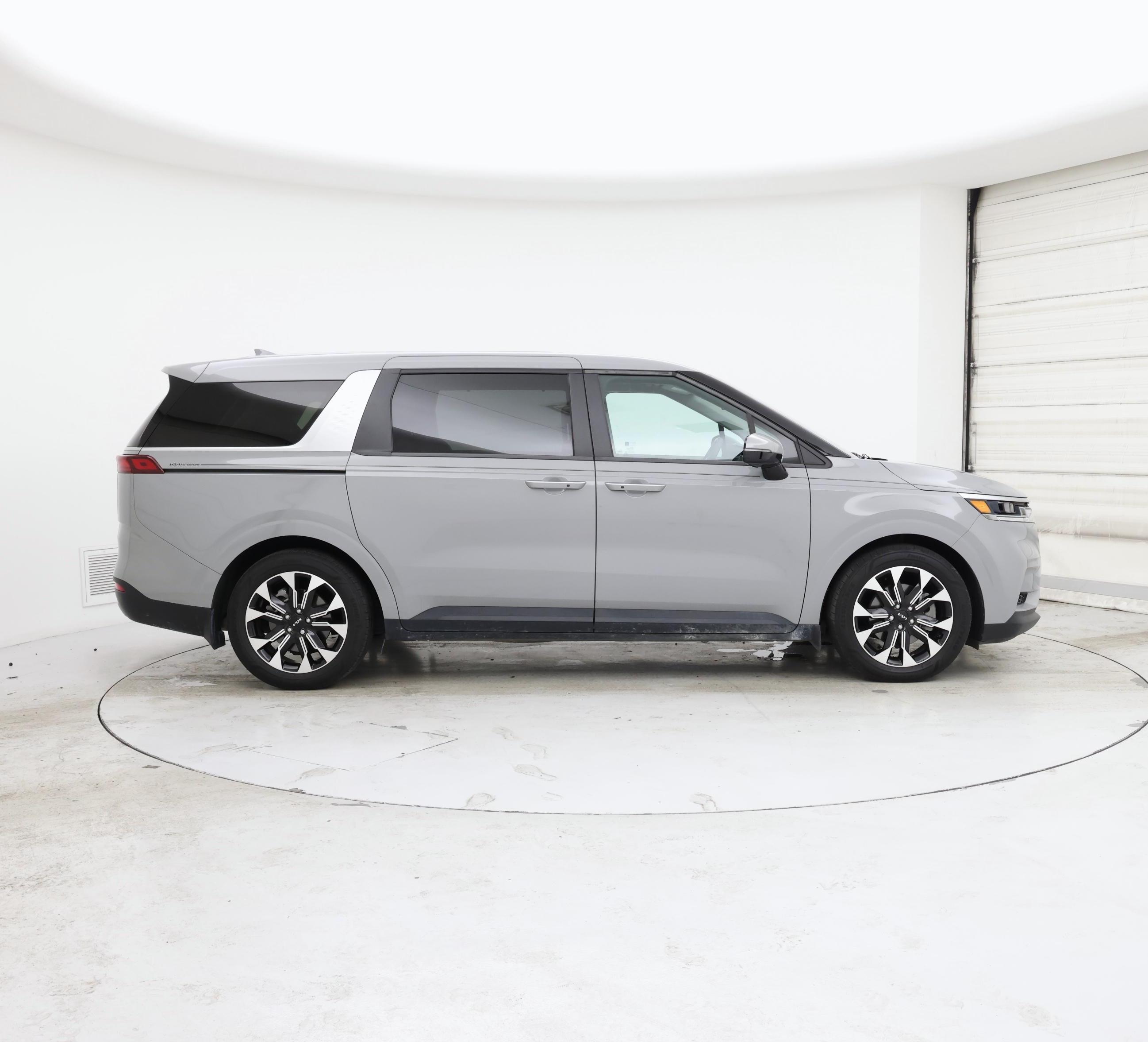 Thumbnail: 2024 Kia Carnival - 7
