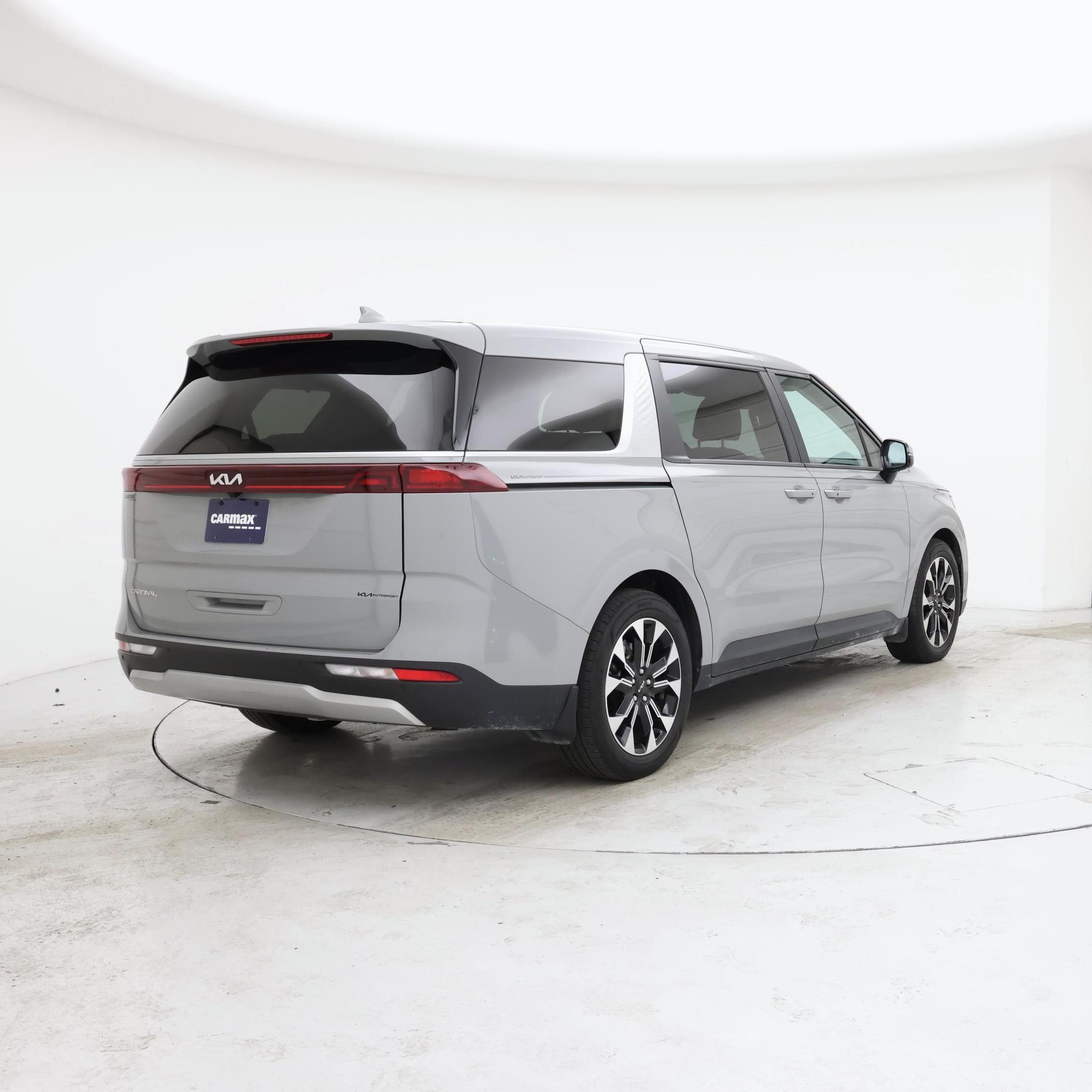 Thumbnail: 2024 Kia Carnival - 8