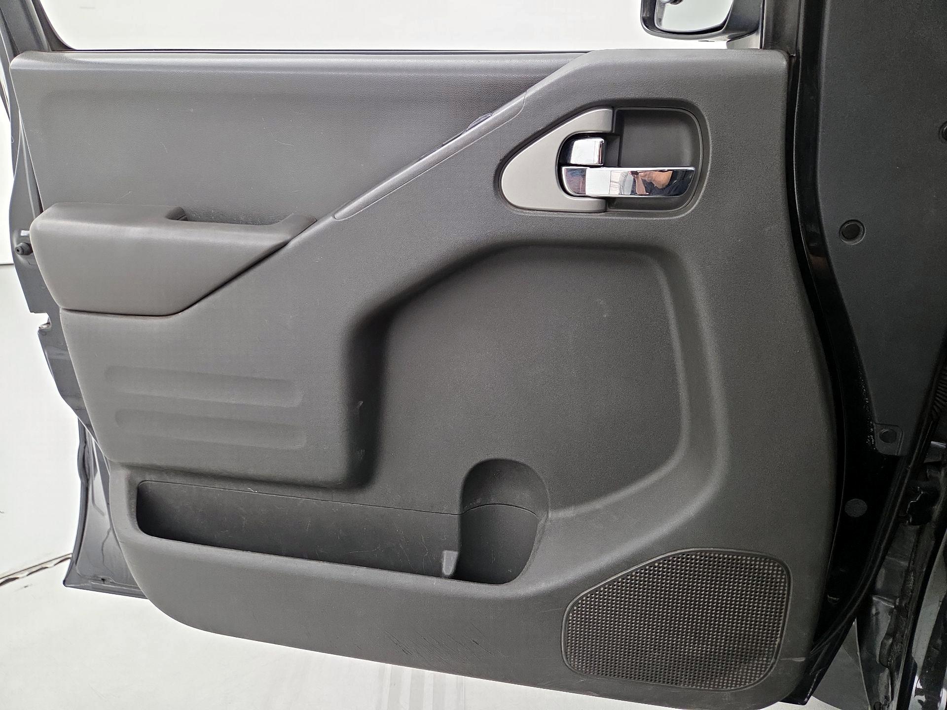 Thumbnail: 2019 Nissan Frontier - 12