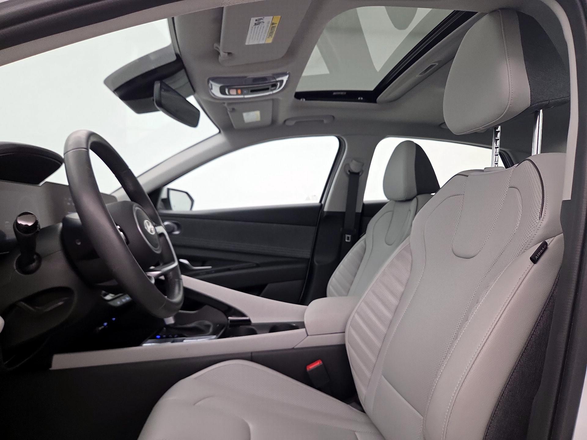 Thumbnail: 2025 Hyundai Elantra - 20