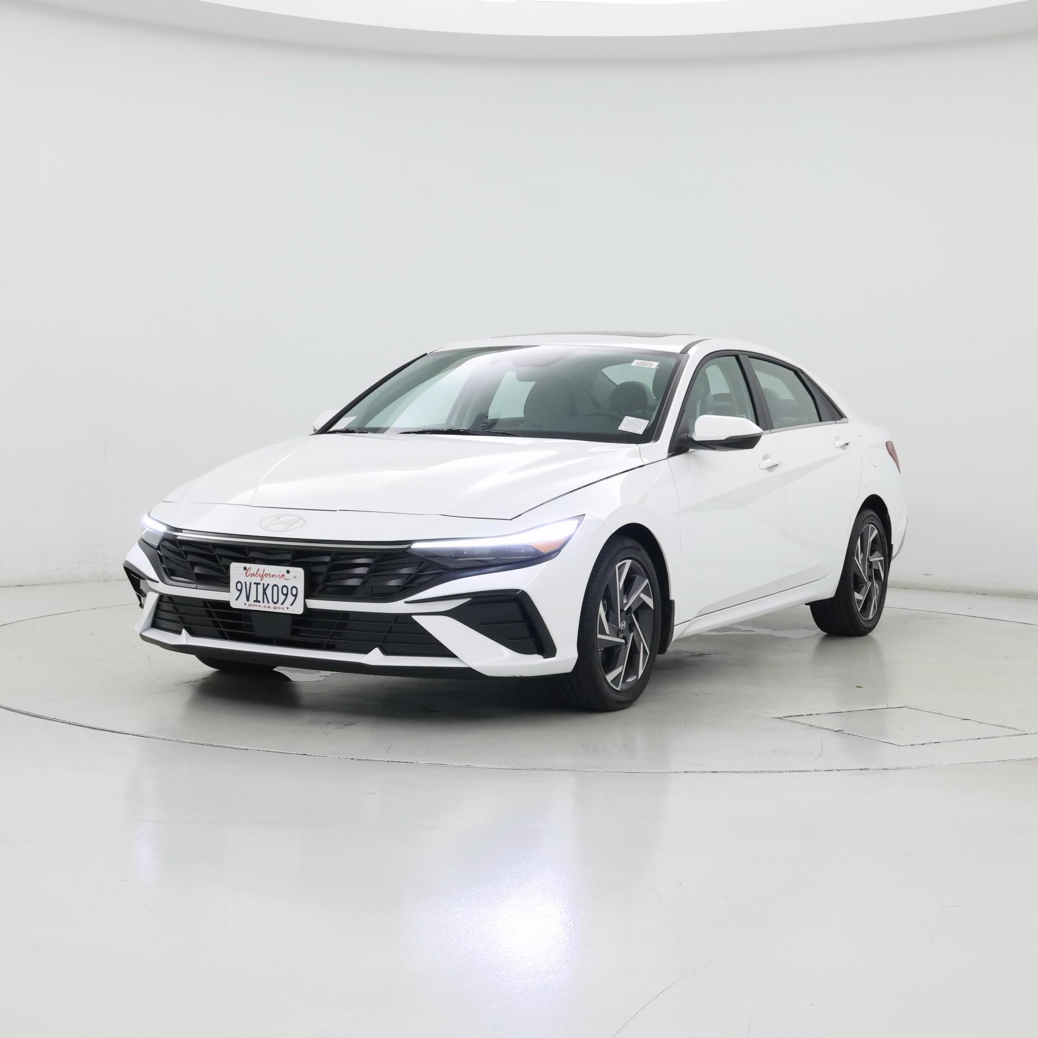 Thumbnail: 2025 Hyundai Elantra - 4