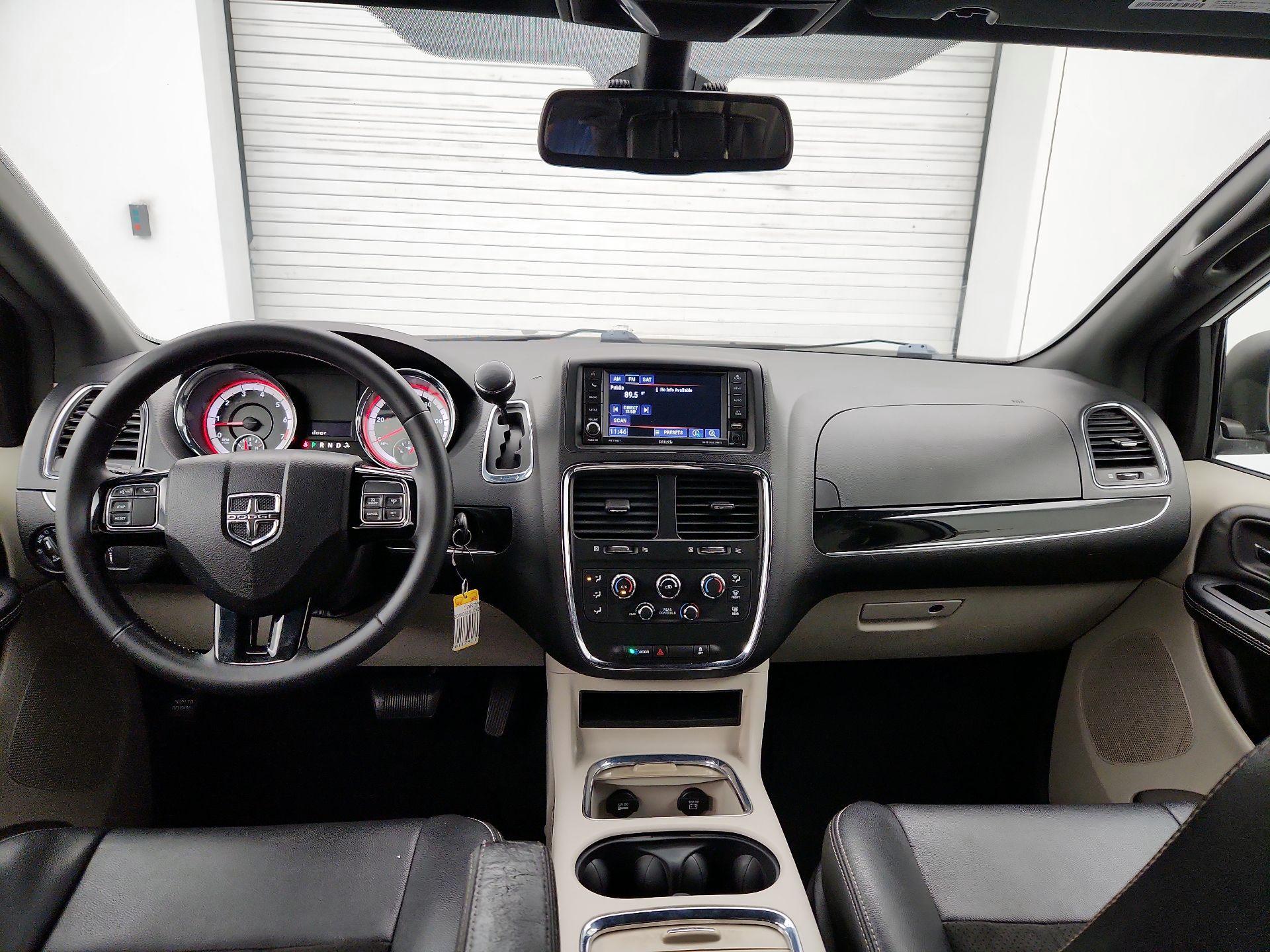 Thumbnail: 2019 Dodge Grand Caravan - 9