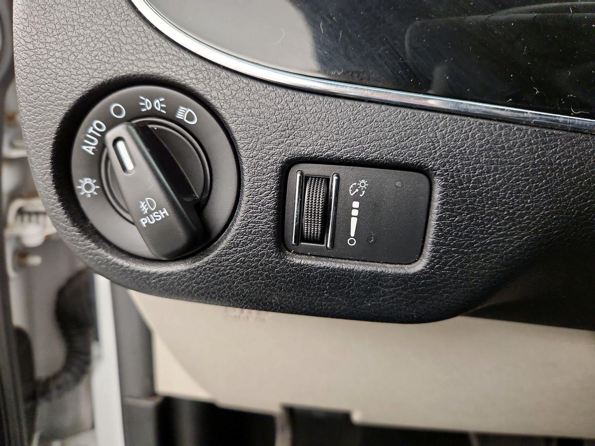 Thumbnail: 2019 Dodge Grand Caravan - 13