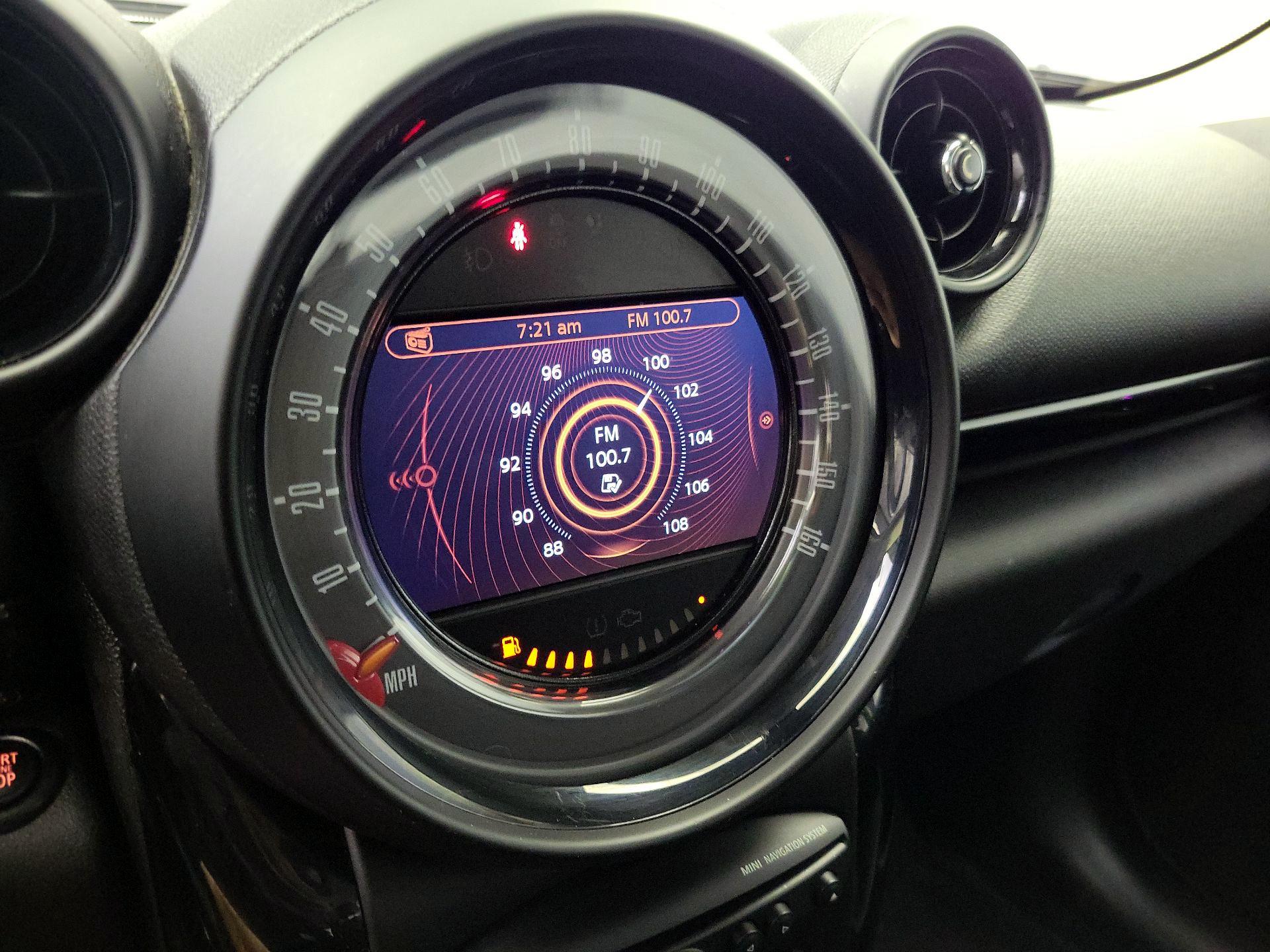 Thumbnail: 2016 MINI Cooper Countryman - 13