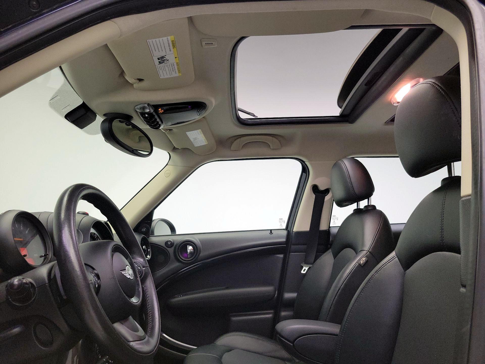Thumbnail: 2016 MINI Cooper Countryman - 17
