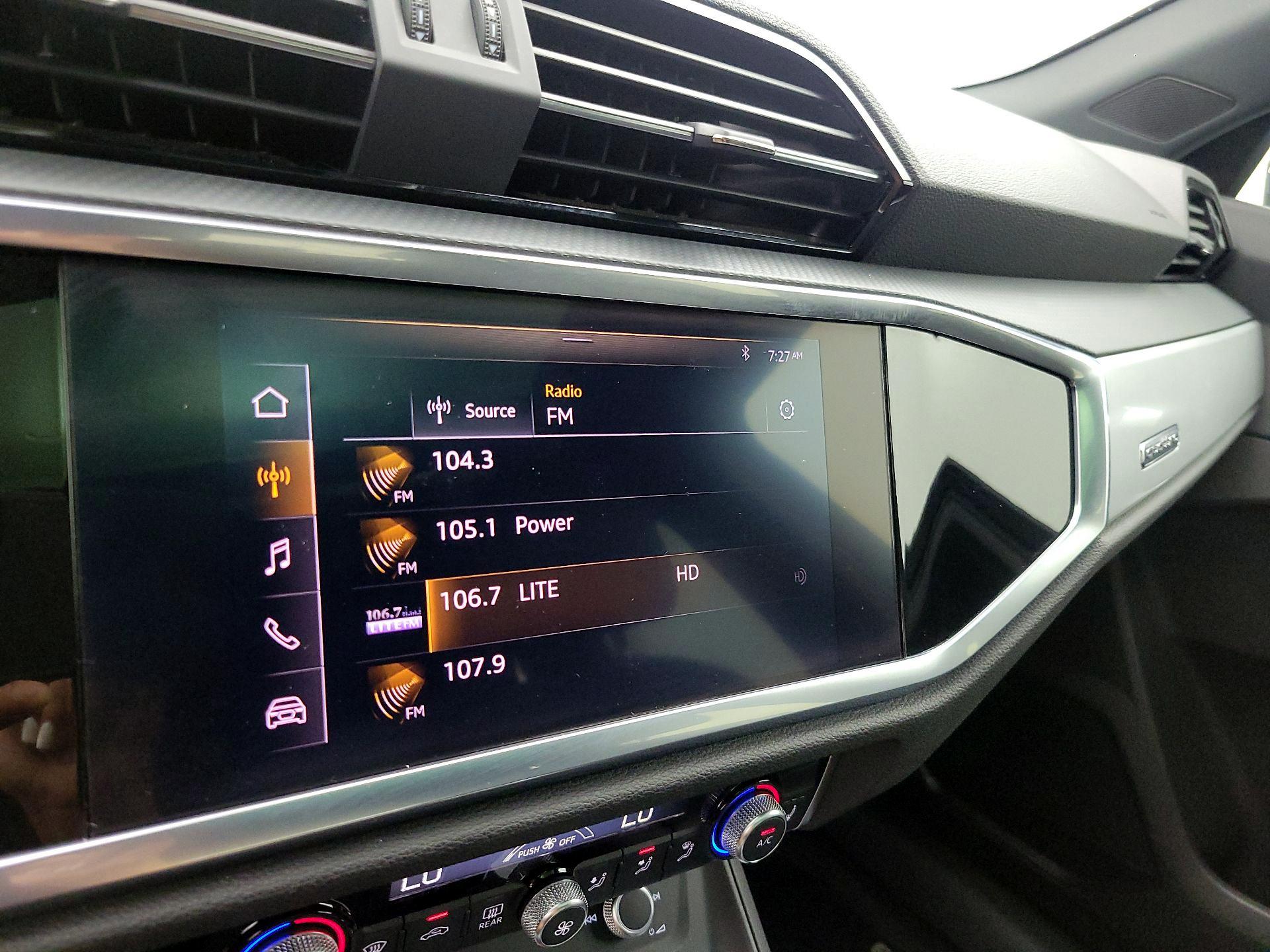 Thumbnail: 2020 Audi Q3 - 15