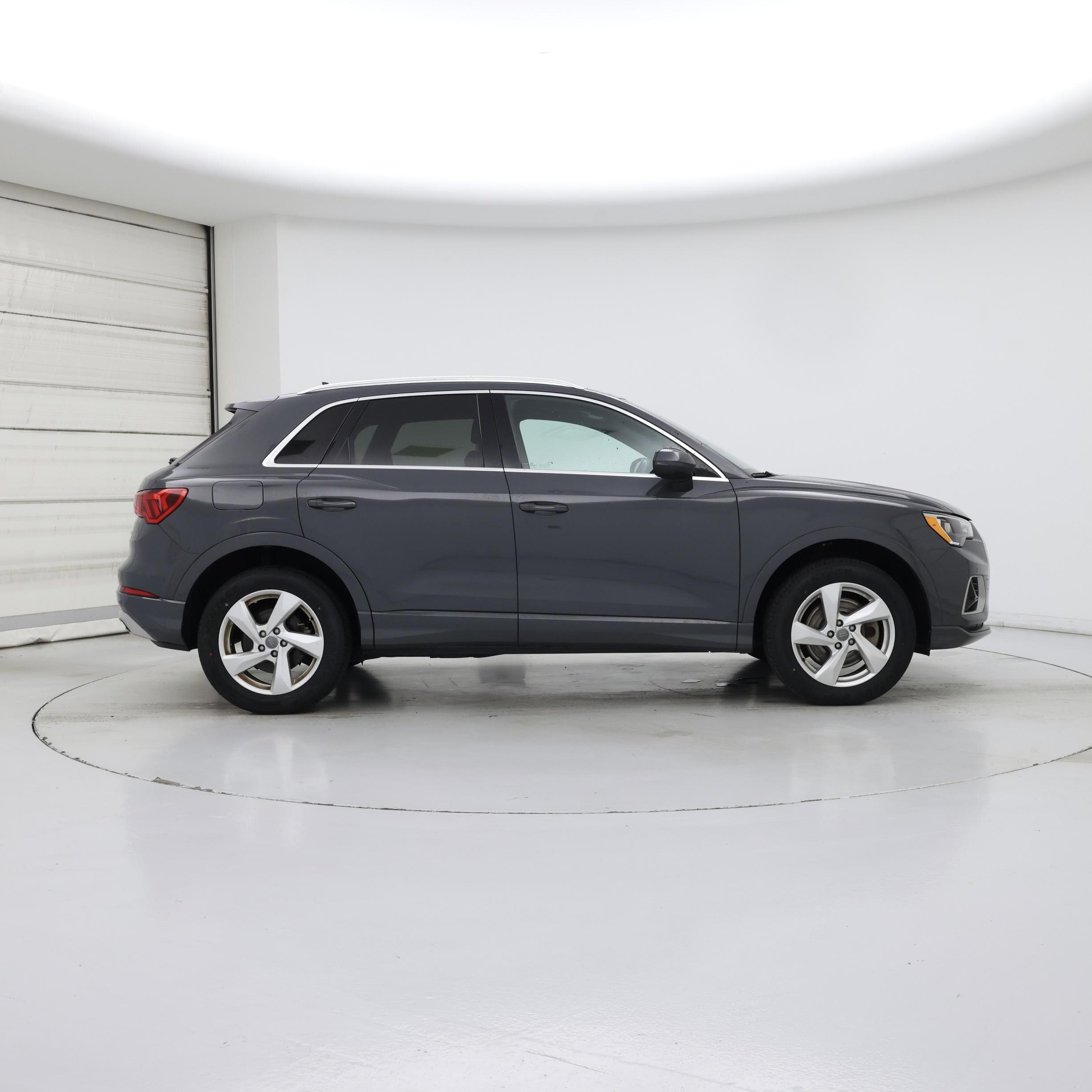 Thumbnail: 2020 Audi Q3 - 7