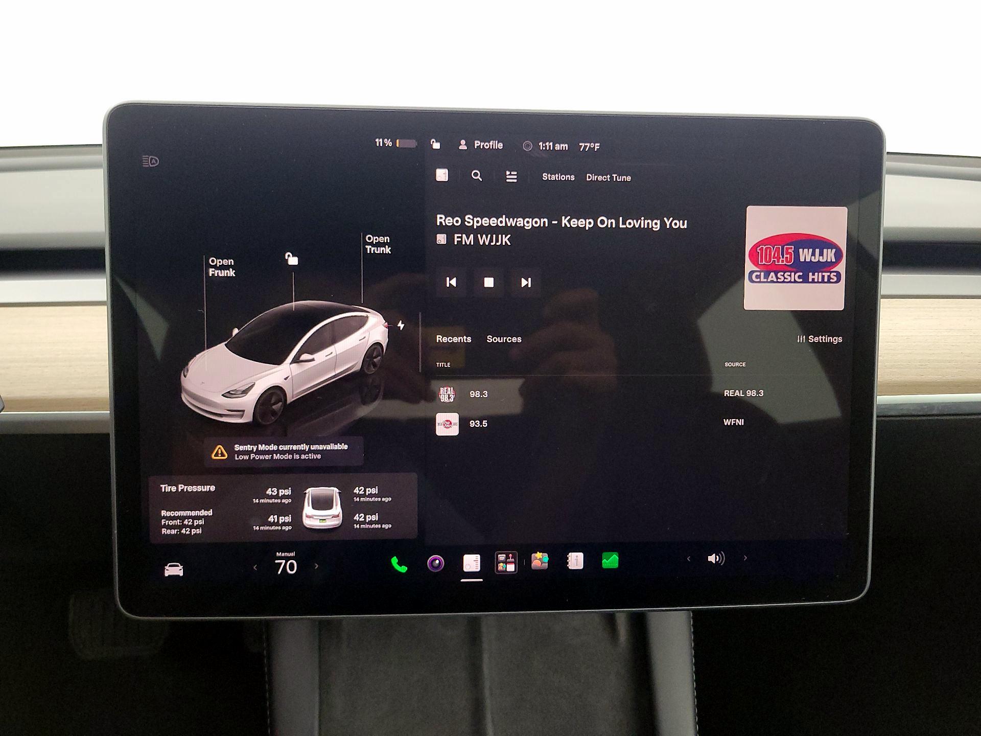Thumbnail: 2023 Tesla Model 3 - 15