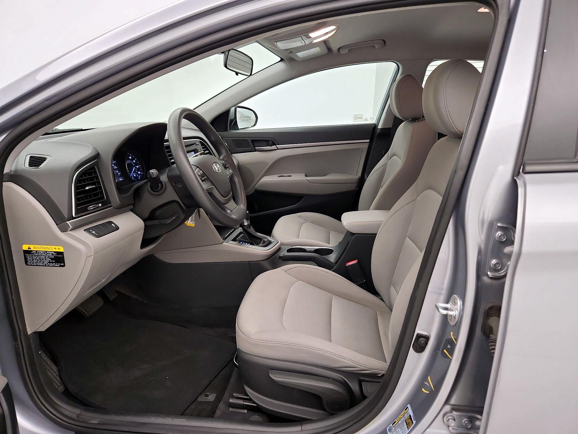 Thumbnail: 2017 Hyundai Elantra - 11