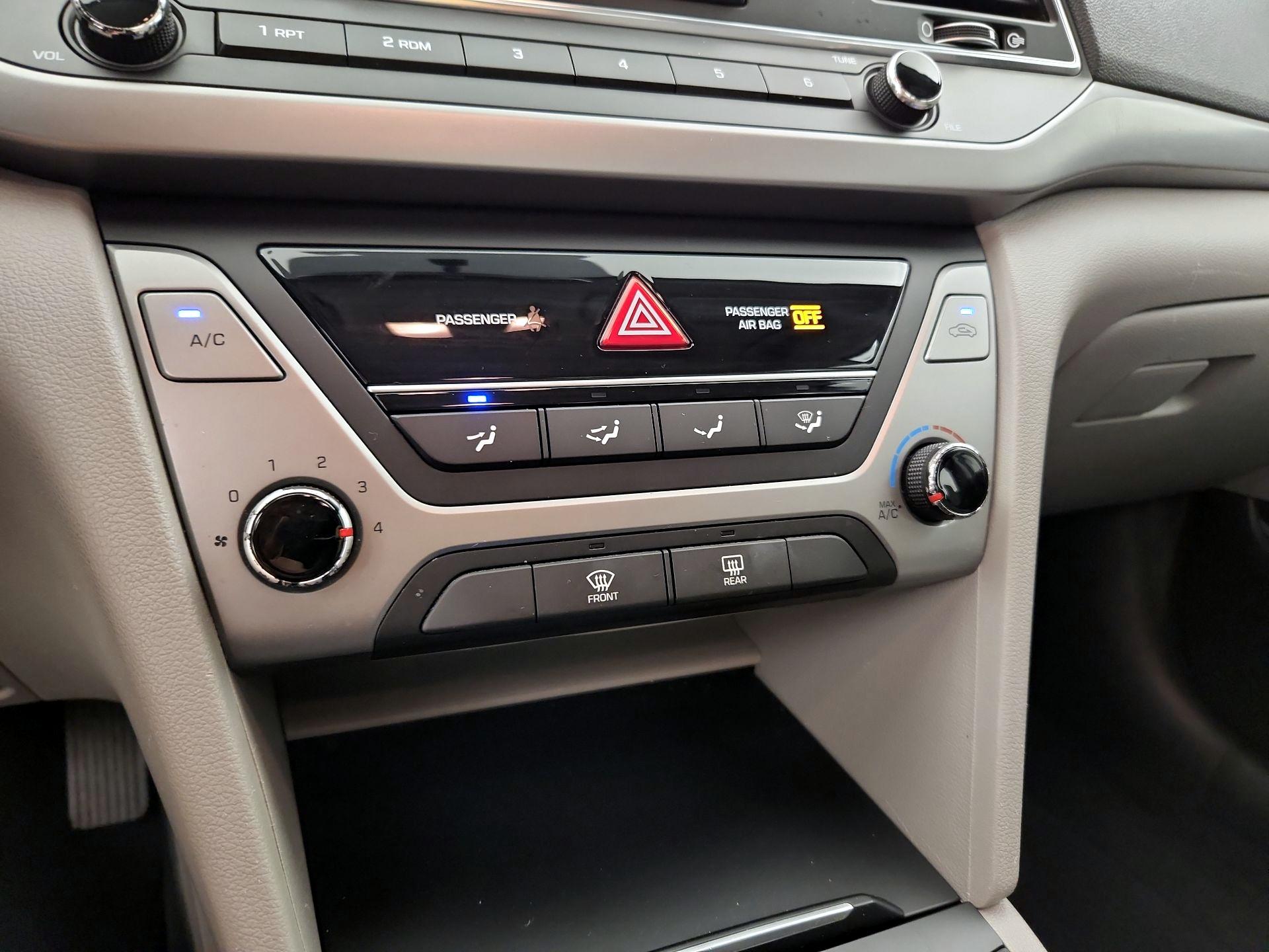 Thumbnail: 2017 Hyundai Elantra - 15