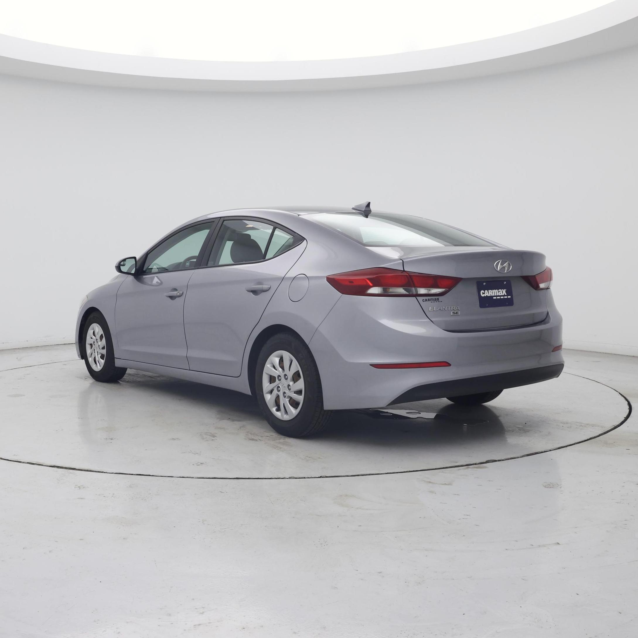 Thumbnail: 2017 Hyundai Elantra - 2