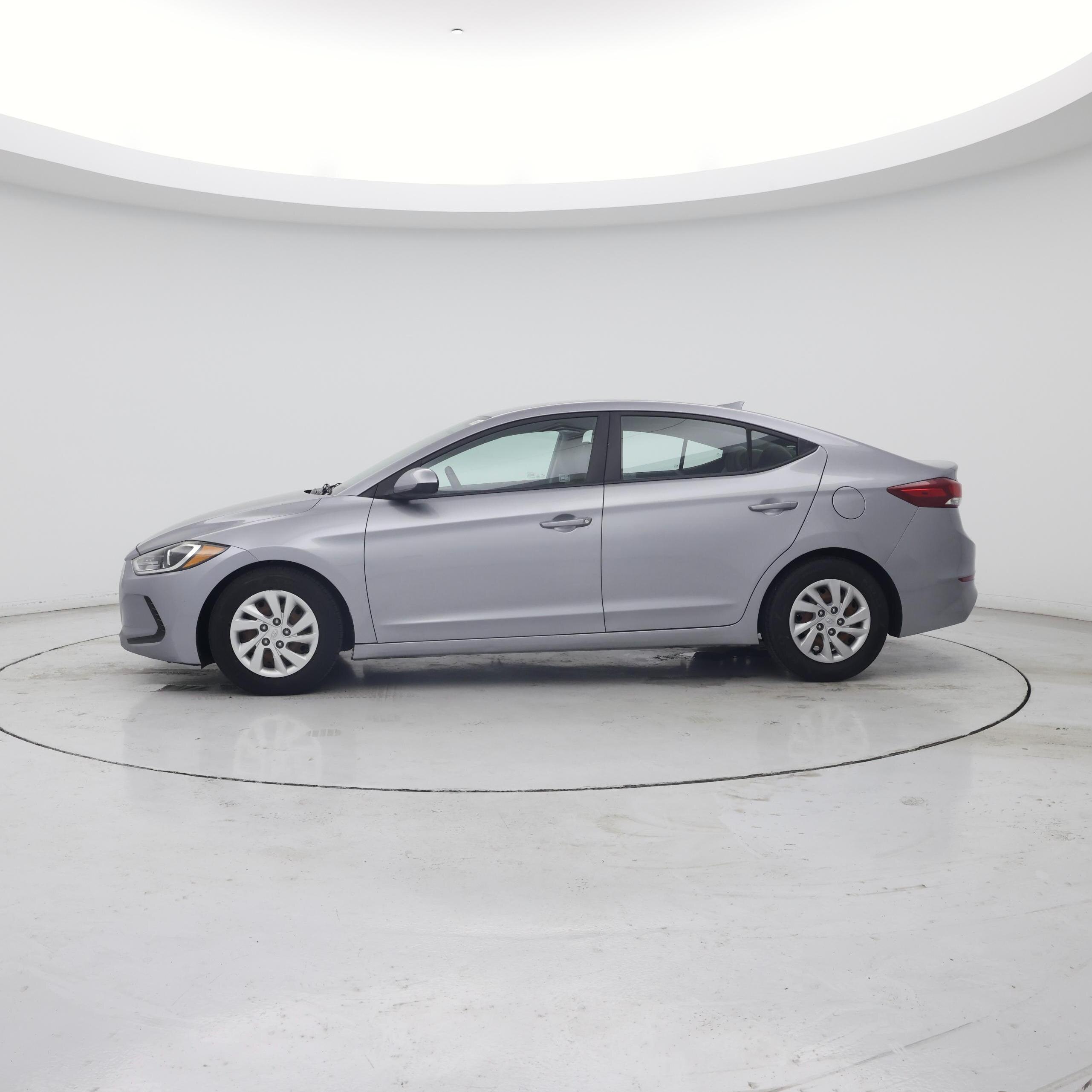 Thumbnail: 2017 Hyundai Elantra - 3