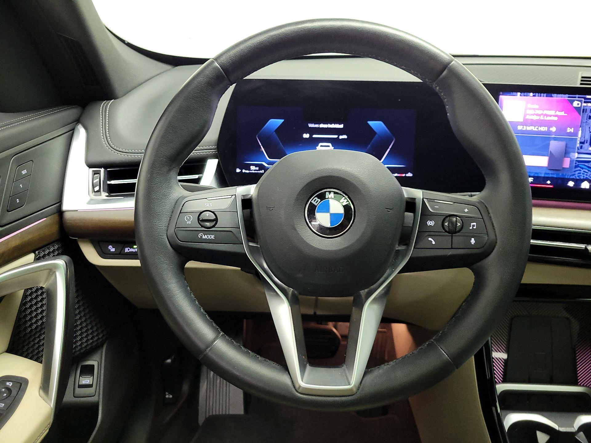 Thumbnail: 2024 BMW X1 - 10