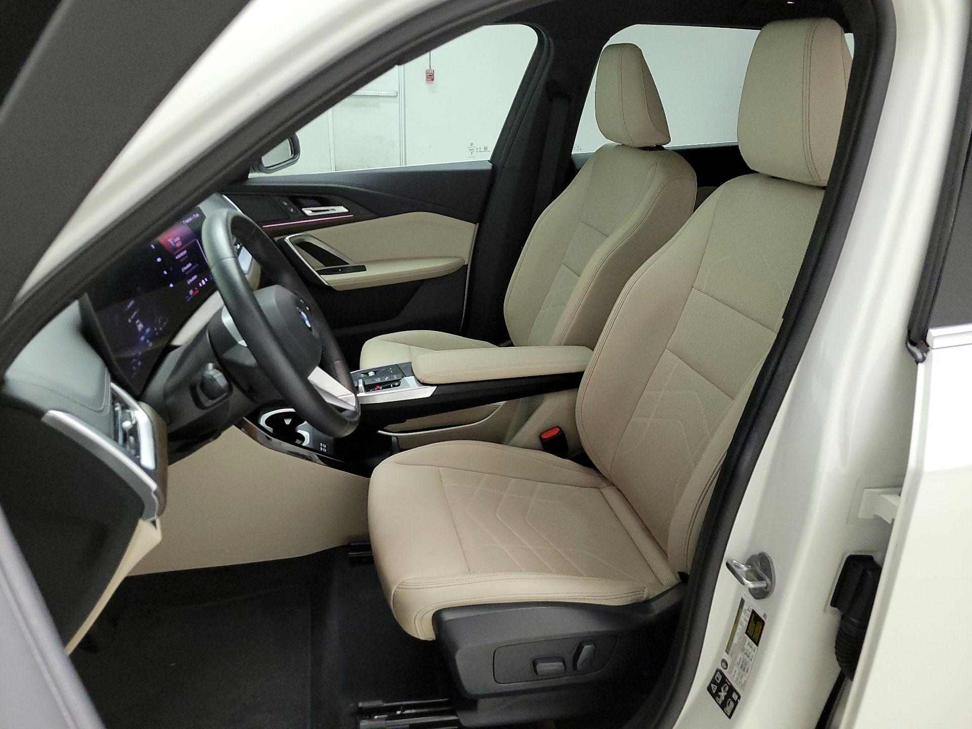 Thumbnail: 2024 BMW X1 - 11