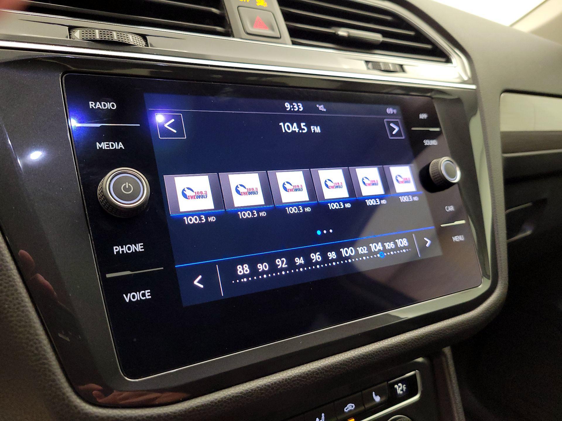 Thumbnail: 2019 Volkswagen Tiguan - 15